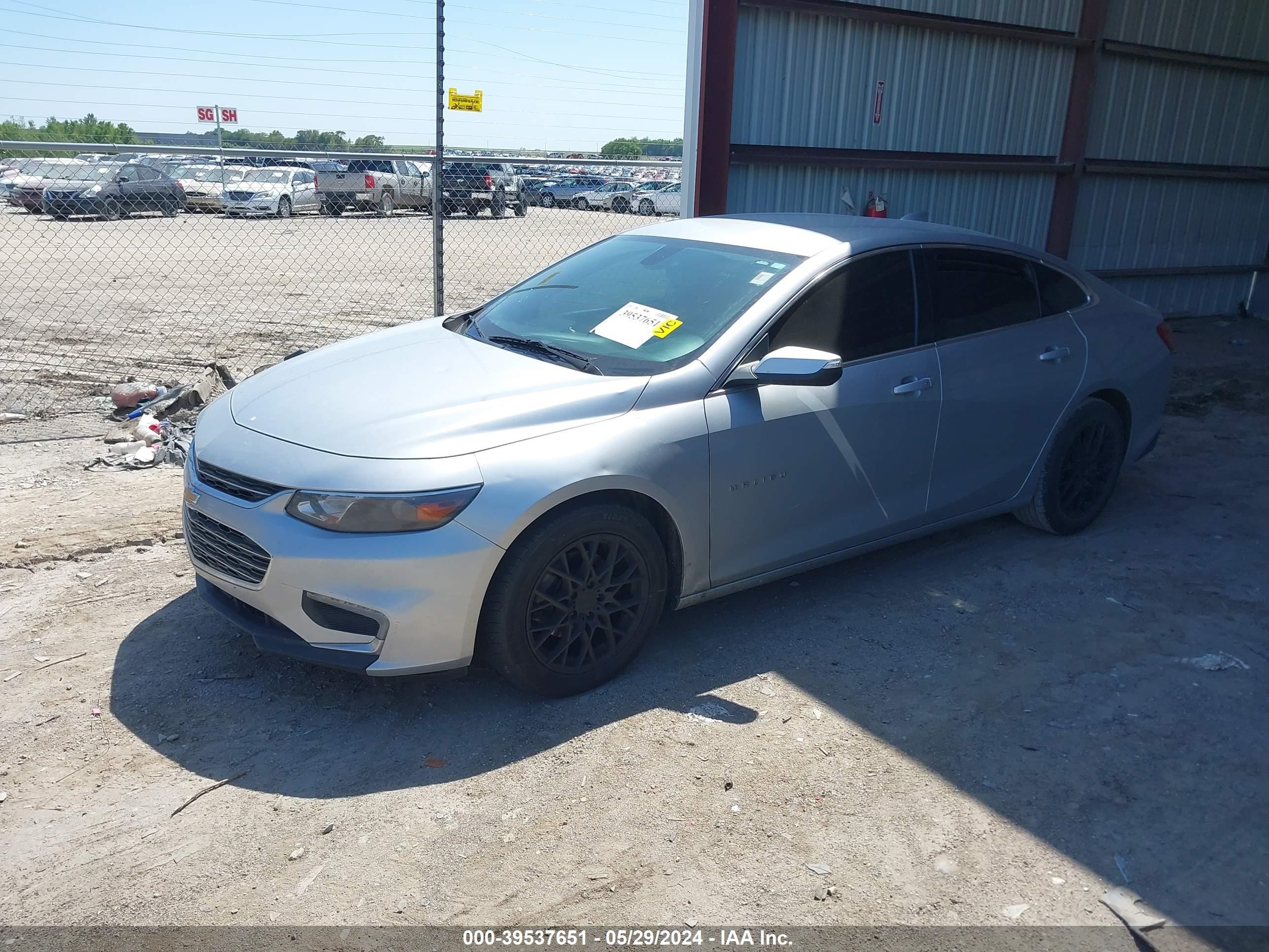 Photo 1 VIN: 1G1ZE5ST2GF227557 - CHEVROLET MALIBU 