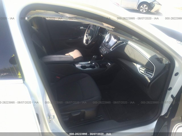 Photo 4 VIN: 1G1ZE5ST2HF205432 - CHEVROLET MALIBU 