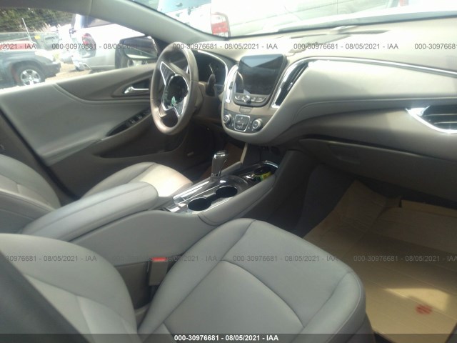 Photo 4 VIN: 1G1ZE5ST2HF228127 - CHEVROLET MALIBU 