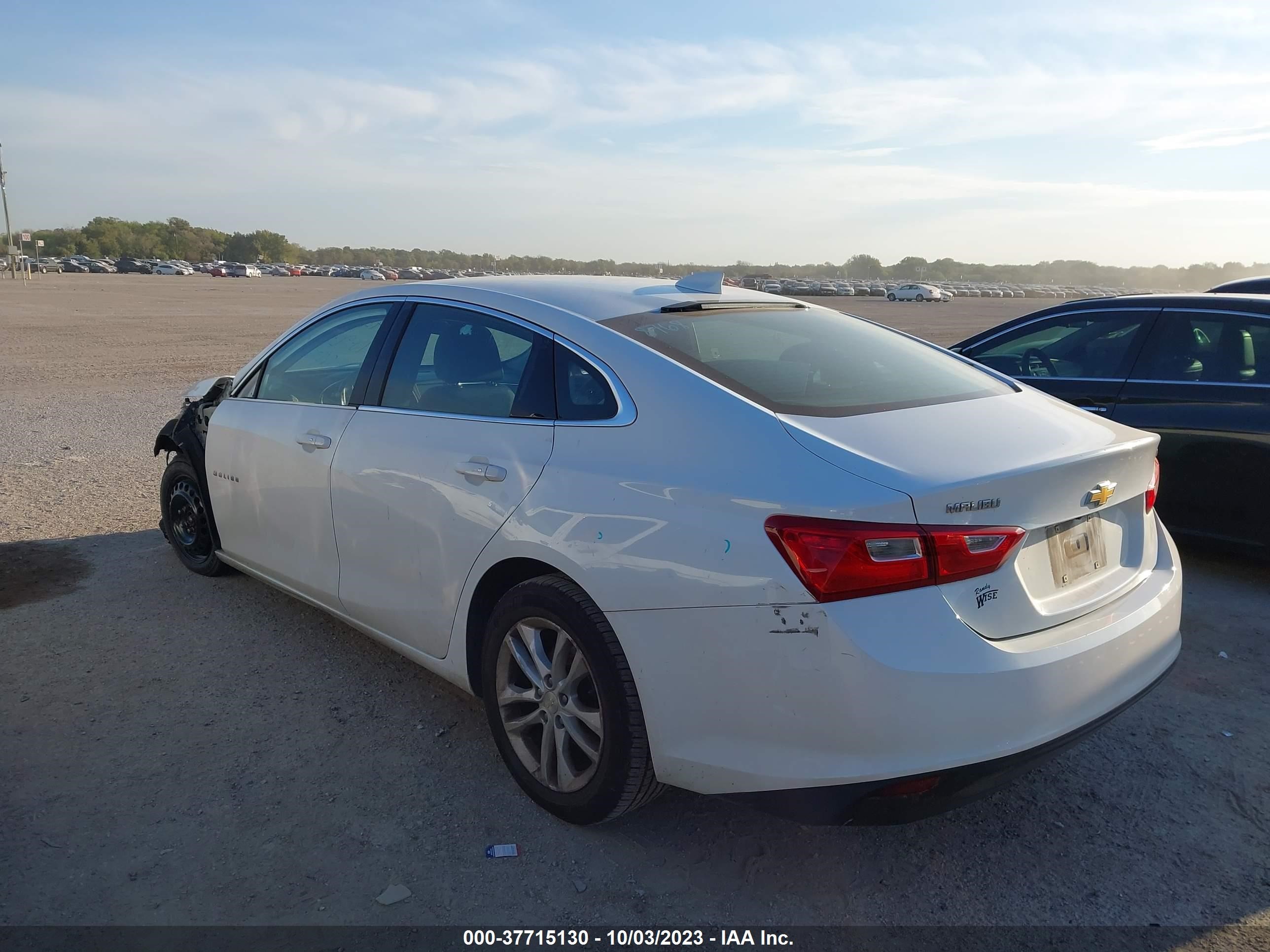 Photo 2 VIN: 1G1ZE5ST3GF345066 - CHEVROLET MALIBU 