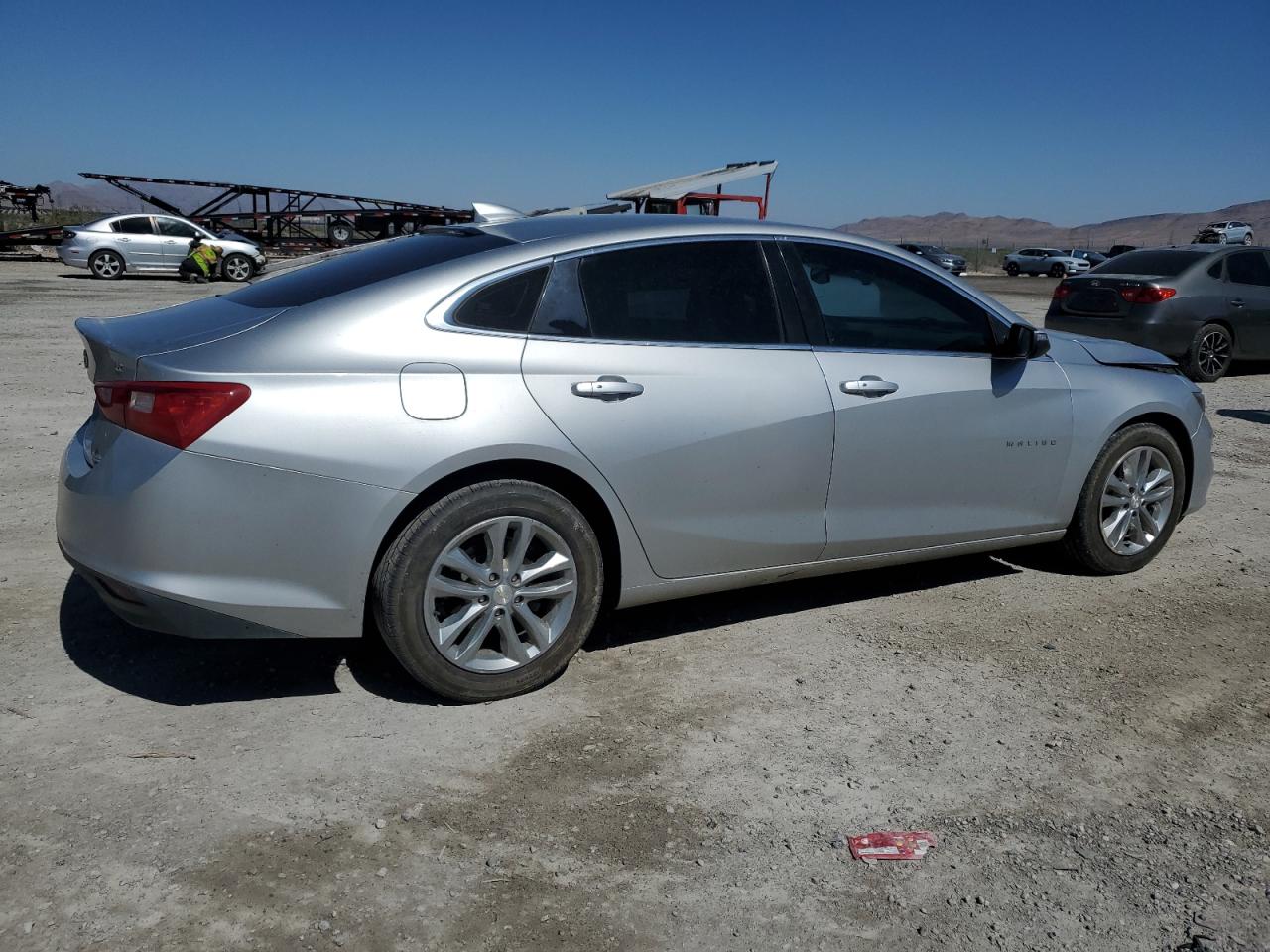 Photo 2 VIN: 1G1ZE5ST4GF282737 - CHEVROLET MALIBU 