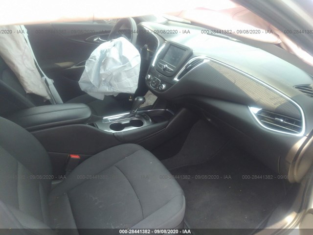 Photo 4 VIN: 1G1ZE5ST4HF105722 - CHEVROLET MALIBU 