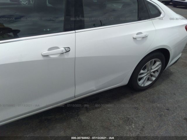 Photo 5 VIN: 1G1ZE5ST4HF230705 - CHEVROLET MALIBU 