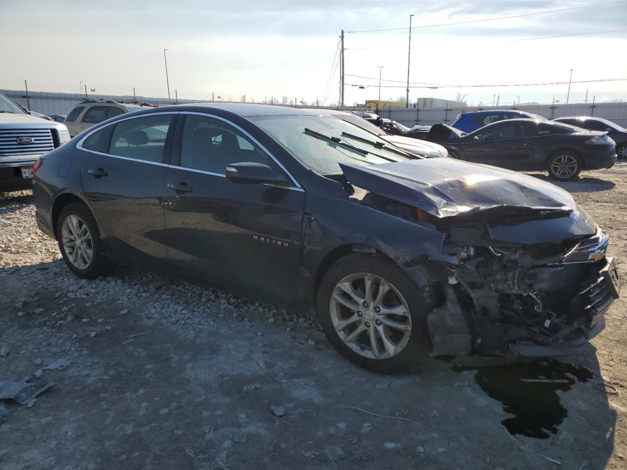 Photo 3 VIN: 1G1ZE5ST4HF256463 - CHEVROLET MALIBU 