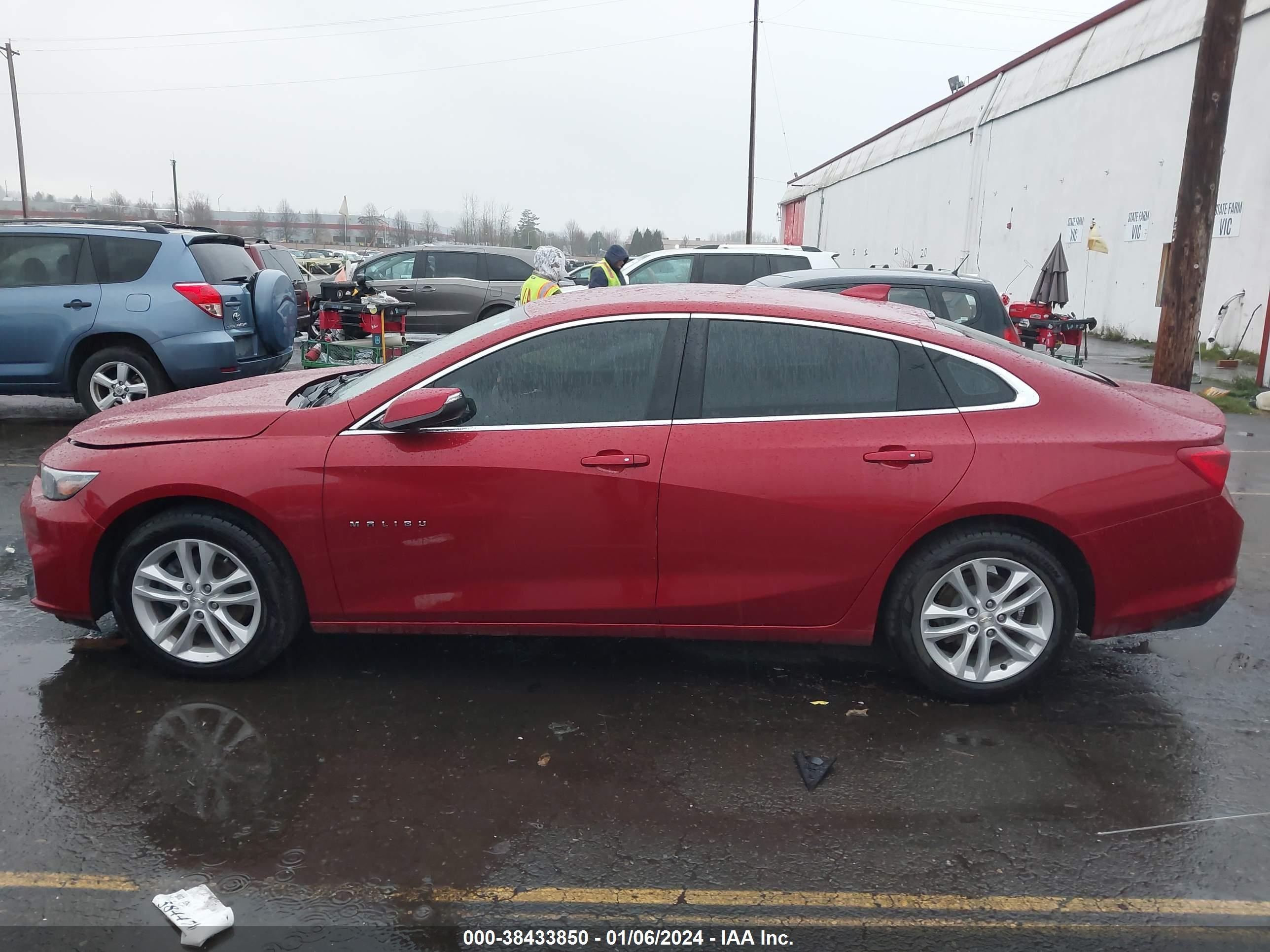 Photo 13 VIN: 1G1ZE5ST5GF272458 - CHEVROLET MALIBU 