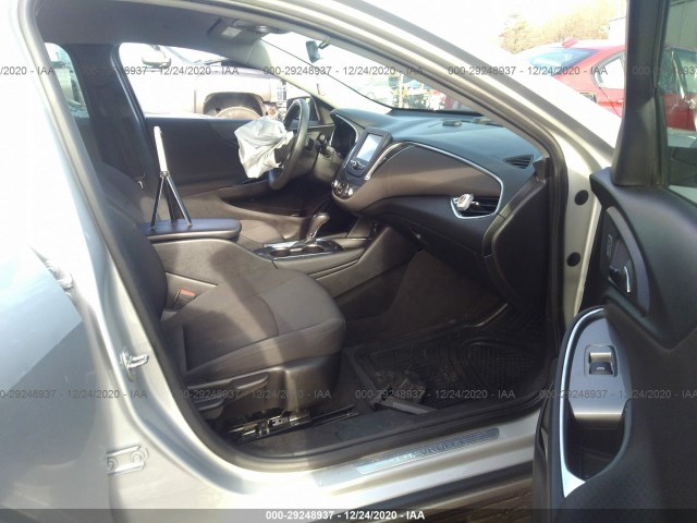 Photo 4 VIN: 1G1ZE5ST7HF131313 - CHEVROLET MALIBU 