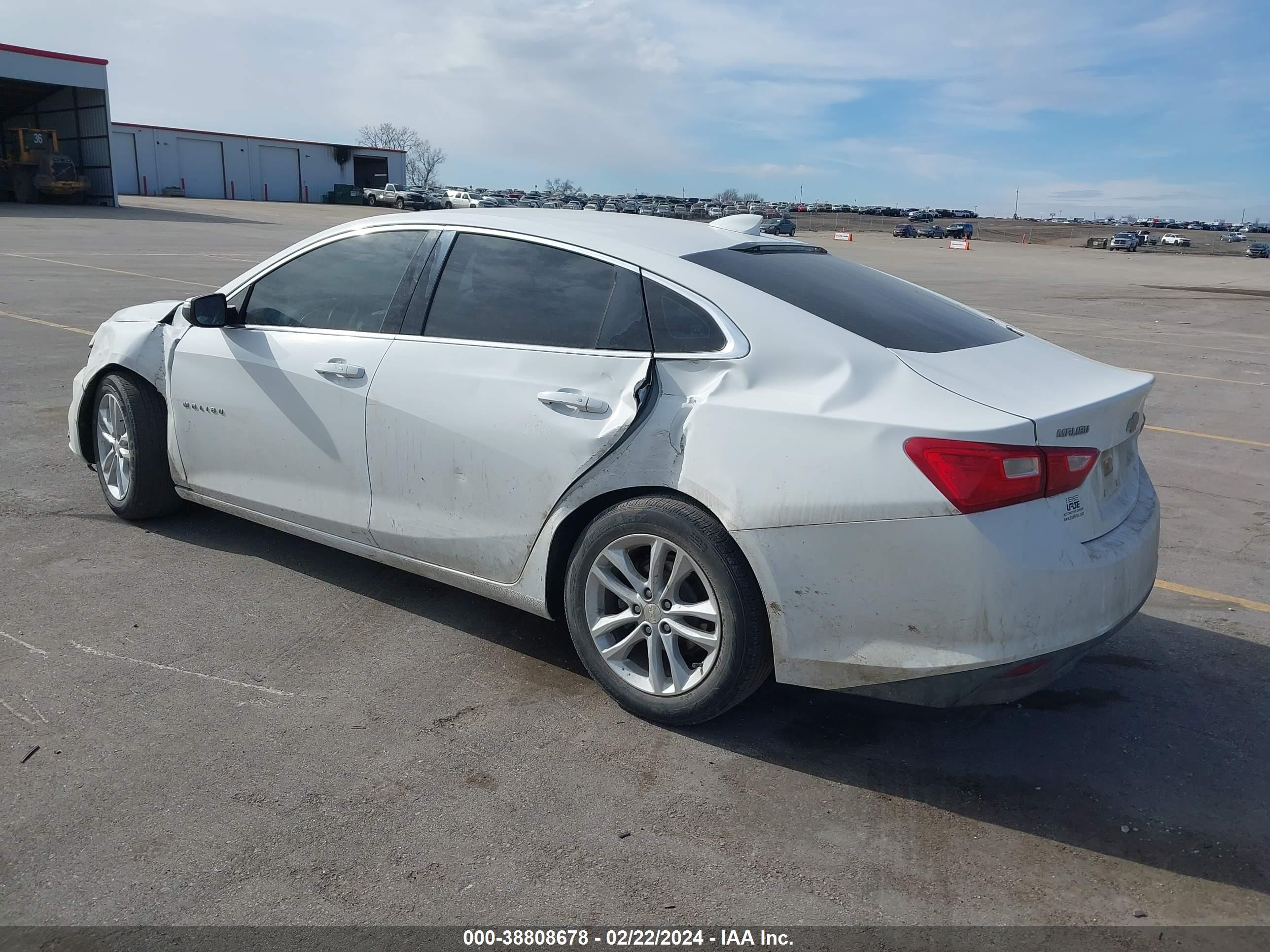 Photo 2 VIN: 1G1ZE5ST7HF190961 - CHEVROLET MALIBU 