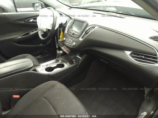 Photo 4 VIN: 1G1ZE5ST8HF184005 - CHEVROLET MALIBU 