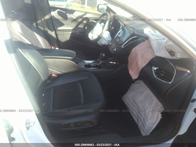 Photo 4 VIN: 1G1ZE5ST8HF200509 - CHEVROLET MALIBU 