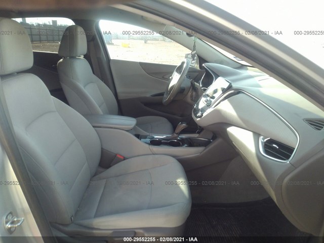 Photo 4 VIN: 1G1ZE5ST9HF108423 - CHEVROLET MALIBU 