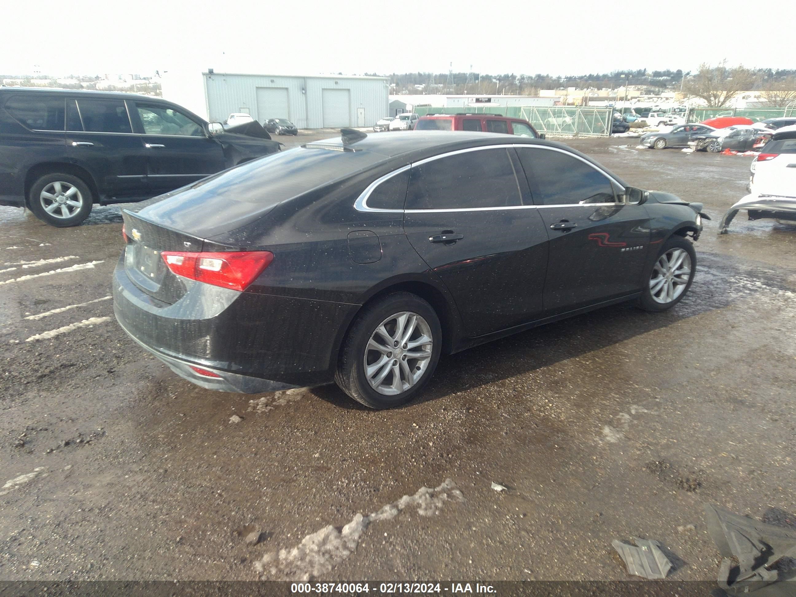 Photo 3 VIN: 1G1ZE5STXHF151040 - CHEVROLET MALIBU 