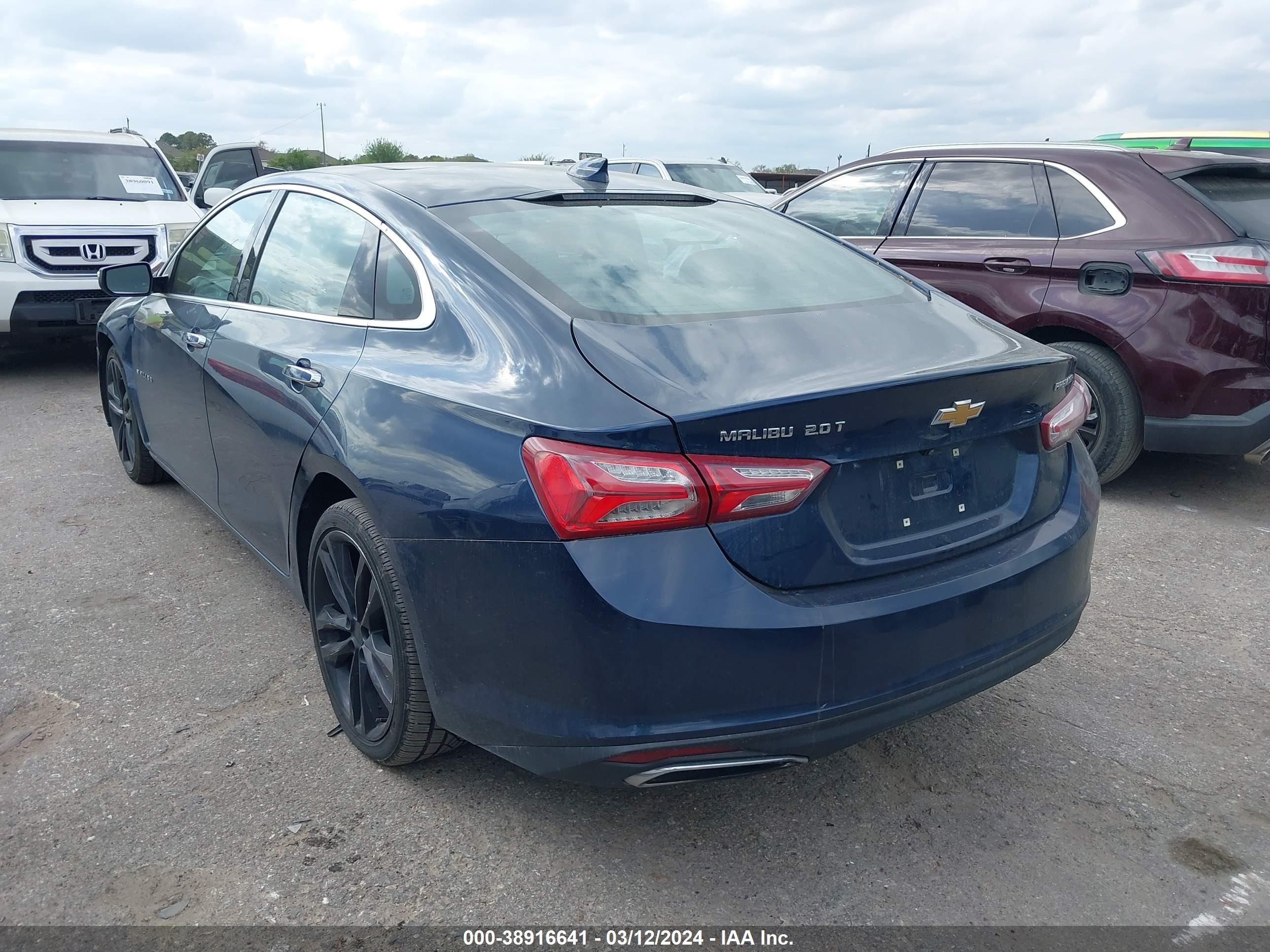 Photo 2 VIN: 1G1ZE5SX2LF030059 - CHEVROLET MALIBU 