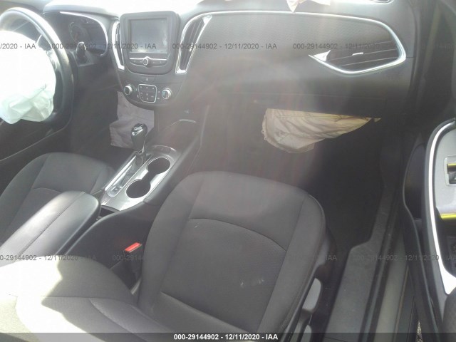 Photo 4 VIN: 1G1ZF5SU2JF131862 - CHEVROLET MALIBU 