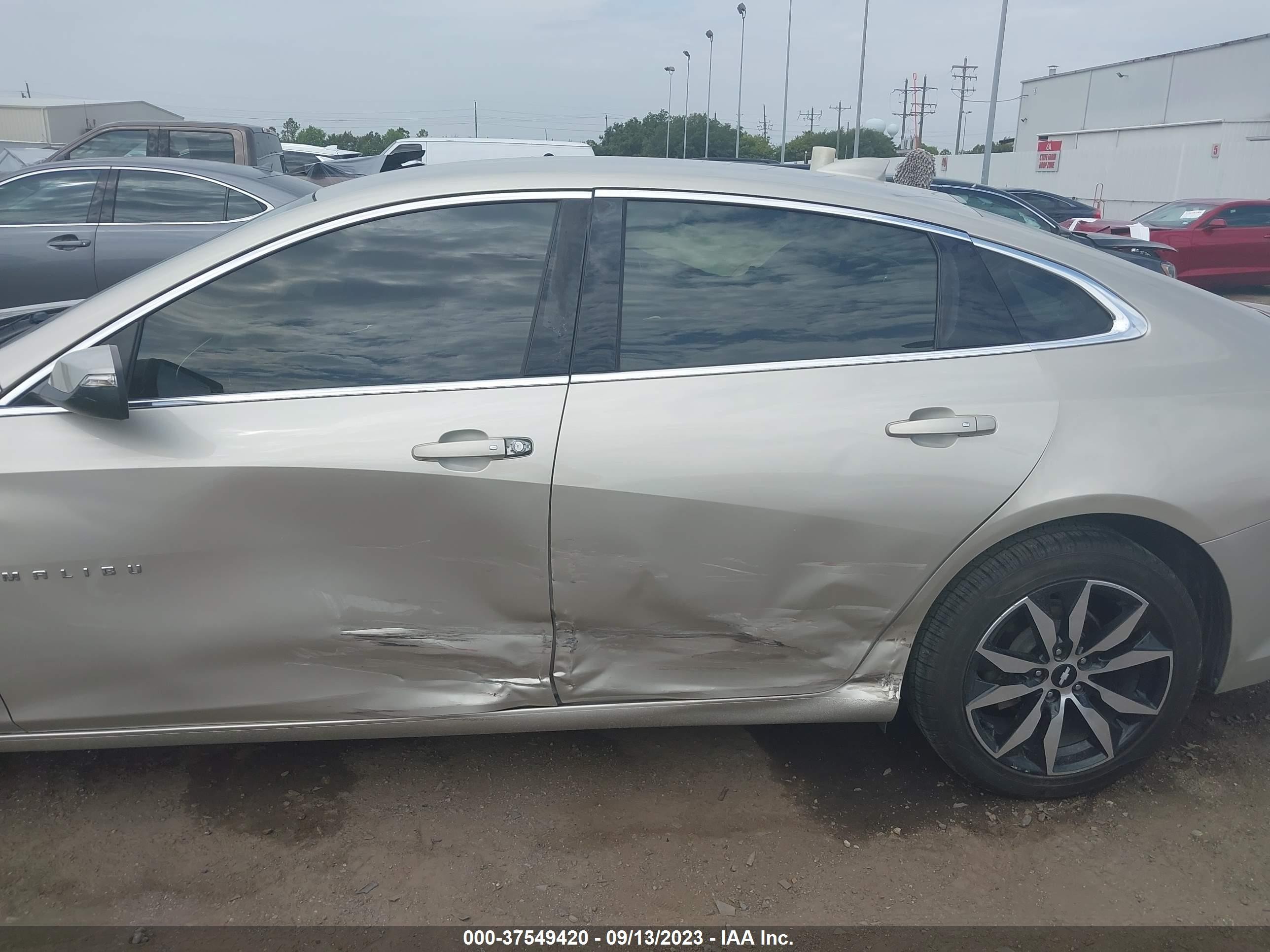 Photo 5 VIN: 1G1ZF5SX2GF241314 - CHEVROLET MALIBU 