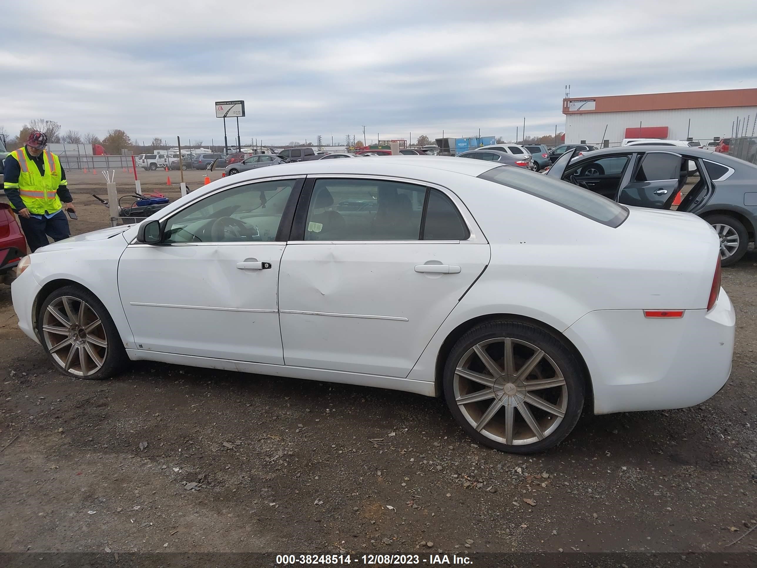 Photo 13 VIN: 1G1ZG57BX9F244331 - CHEVROLET MALIBU 