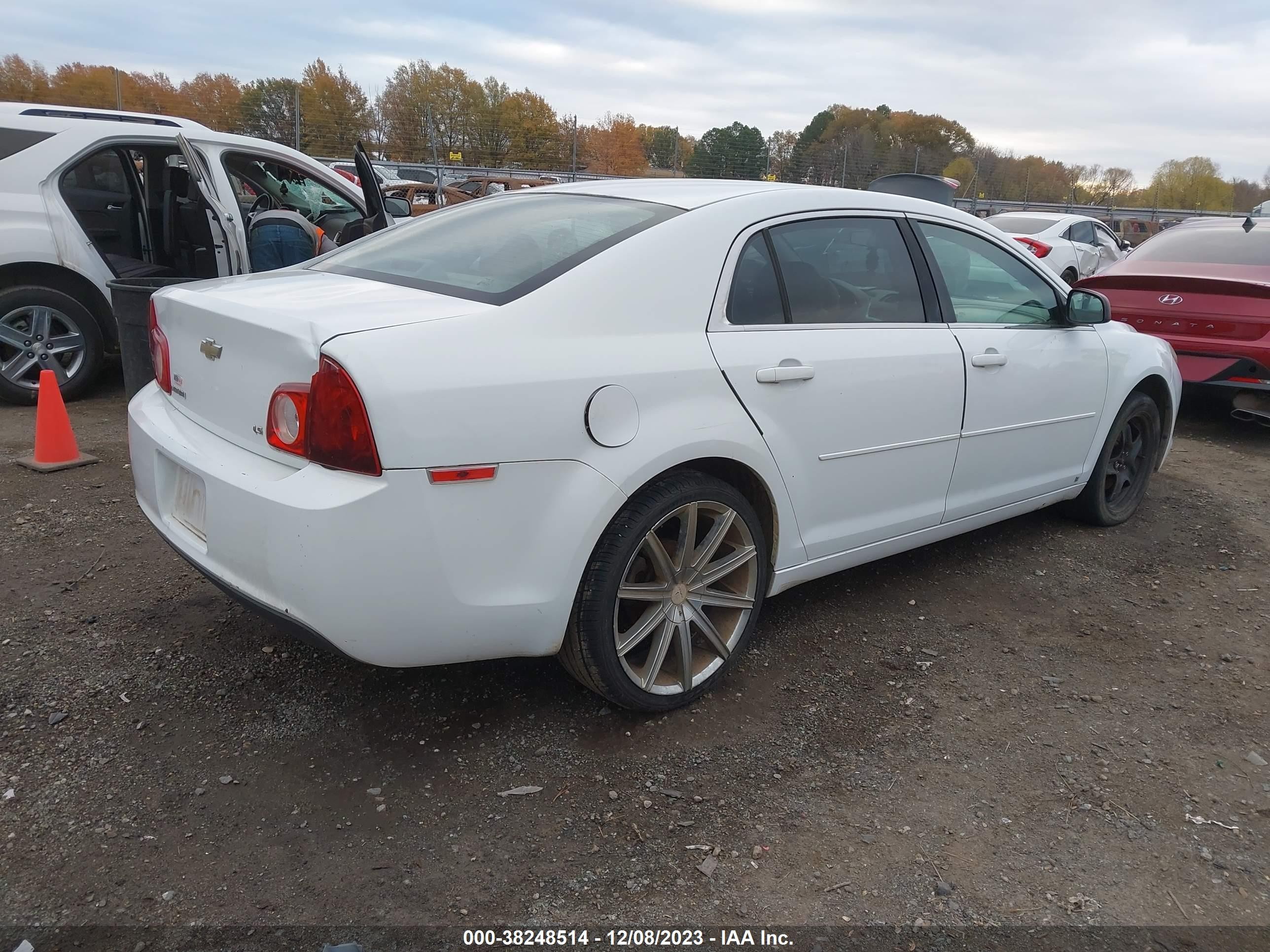 Photo 3 VIN: 1G1ZG57BX9F244331 - CHEVROLET MALIBU 