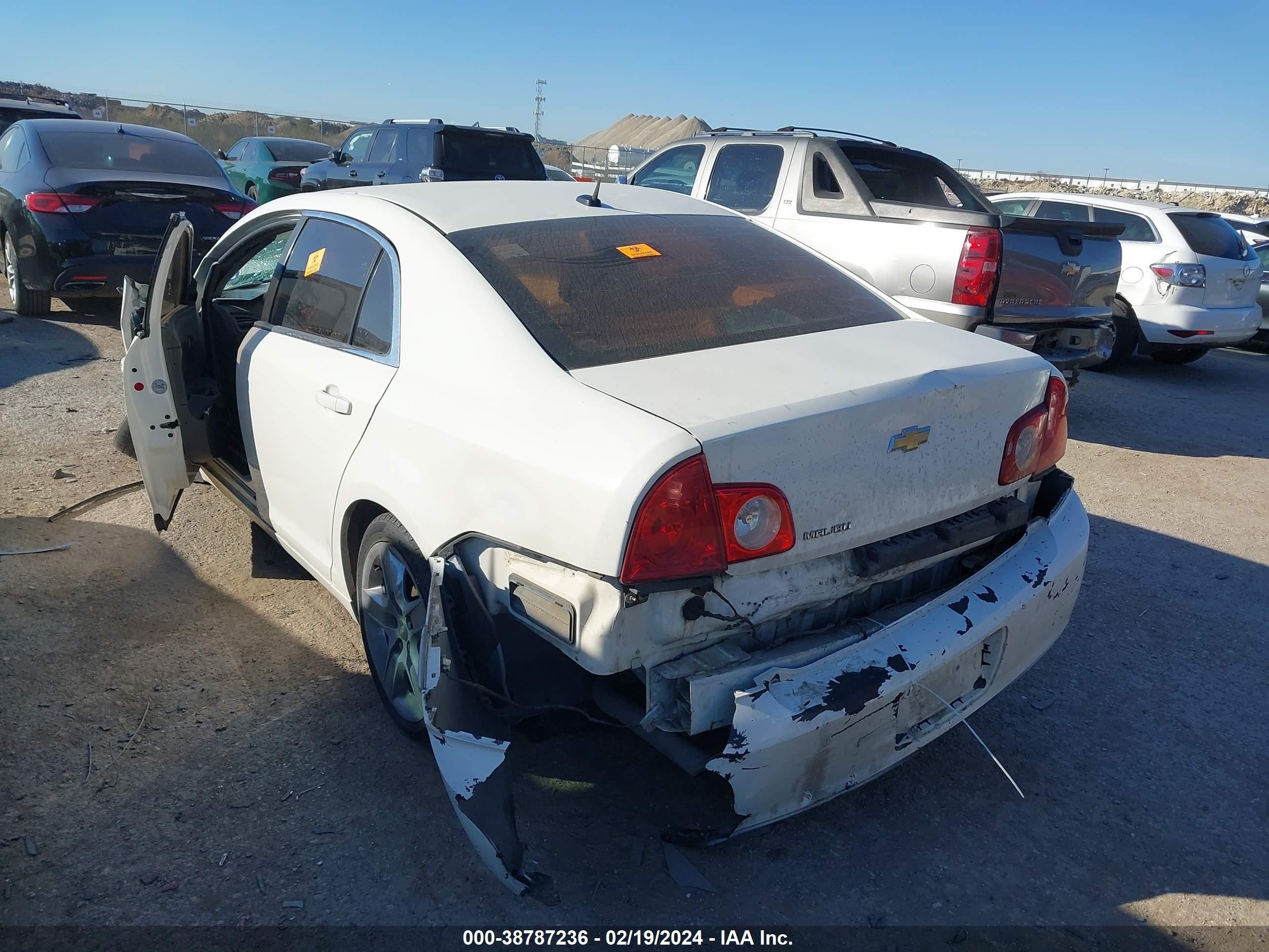 Photo 2 VIN: 1G1ZG57N384279264 - CHEVROLET MALIBU 