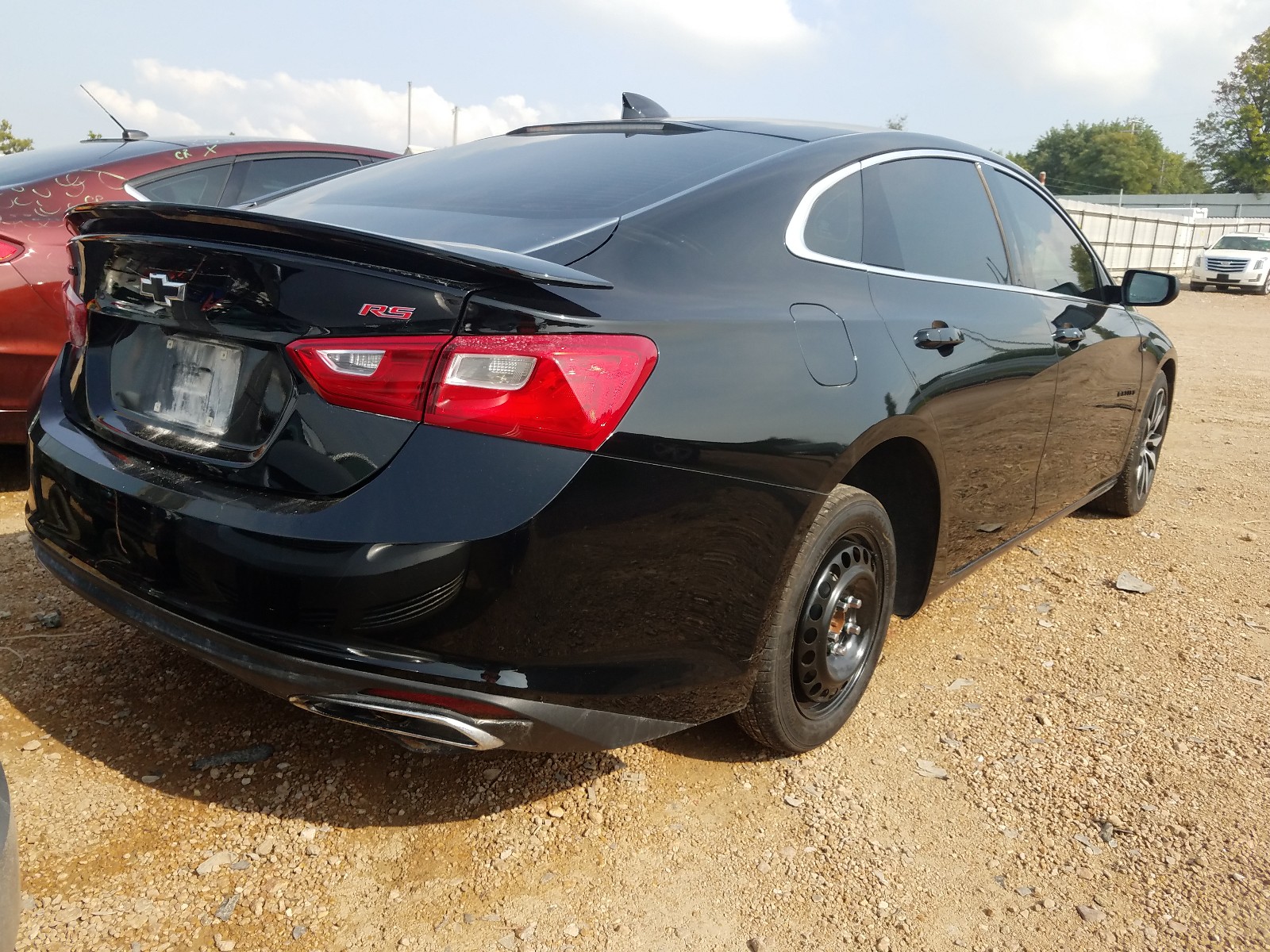 Photo 3 VIN: 1G1ZG5ST0LF019570 - CHEVROLET MALIBU RS 