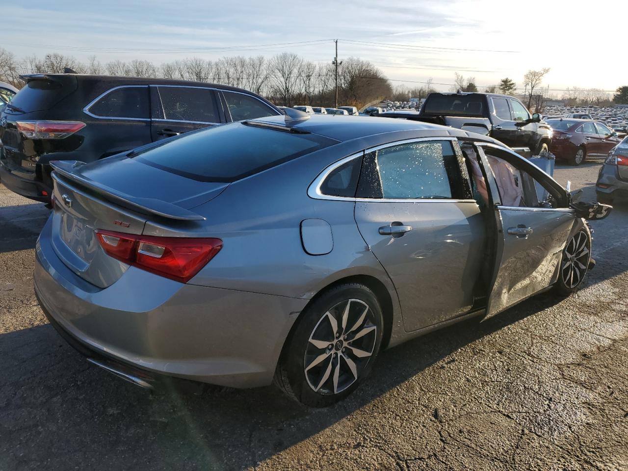 Photo 2 VIN: 1G1ZG5ST0PF155770 - CHEVROLET MALIBU 