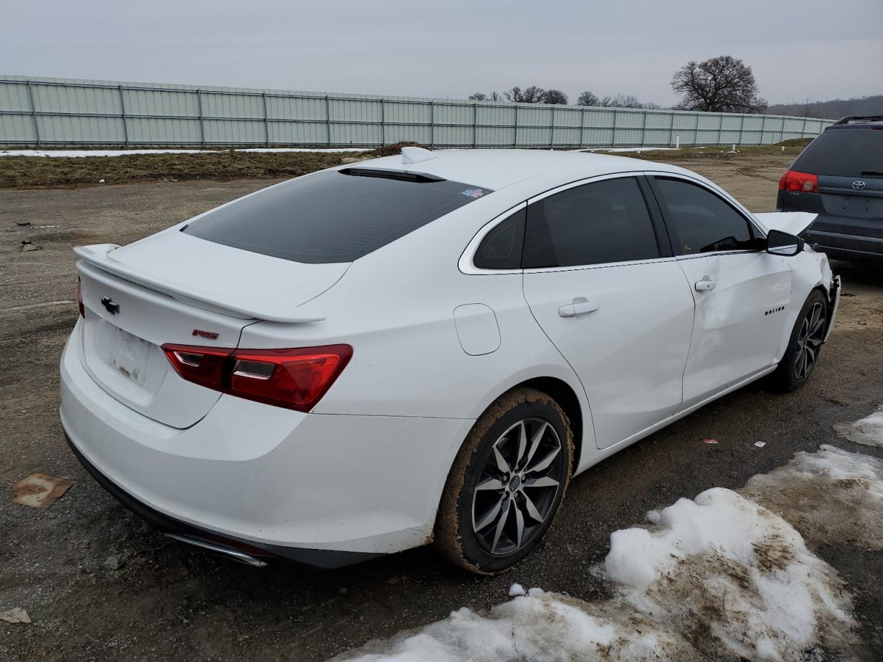 Photo 2 VIN: 1G1ZG5ST2LF137720 - CHEVROLET MALIBU 