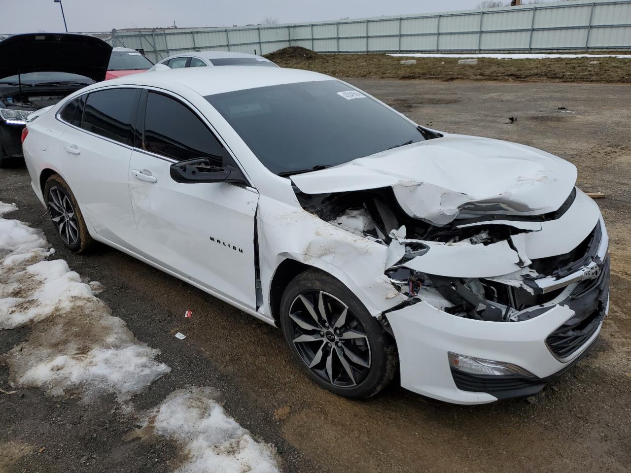 Photo 3 VIN: 1G1ZG5ST2LF137720 - CHEVROLET MALIBU 