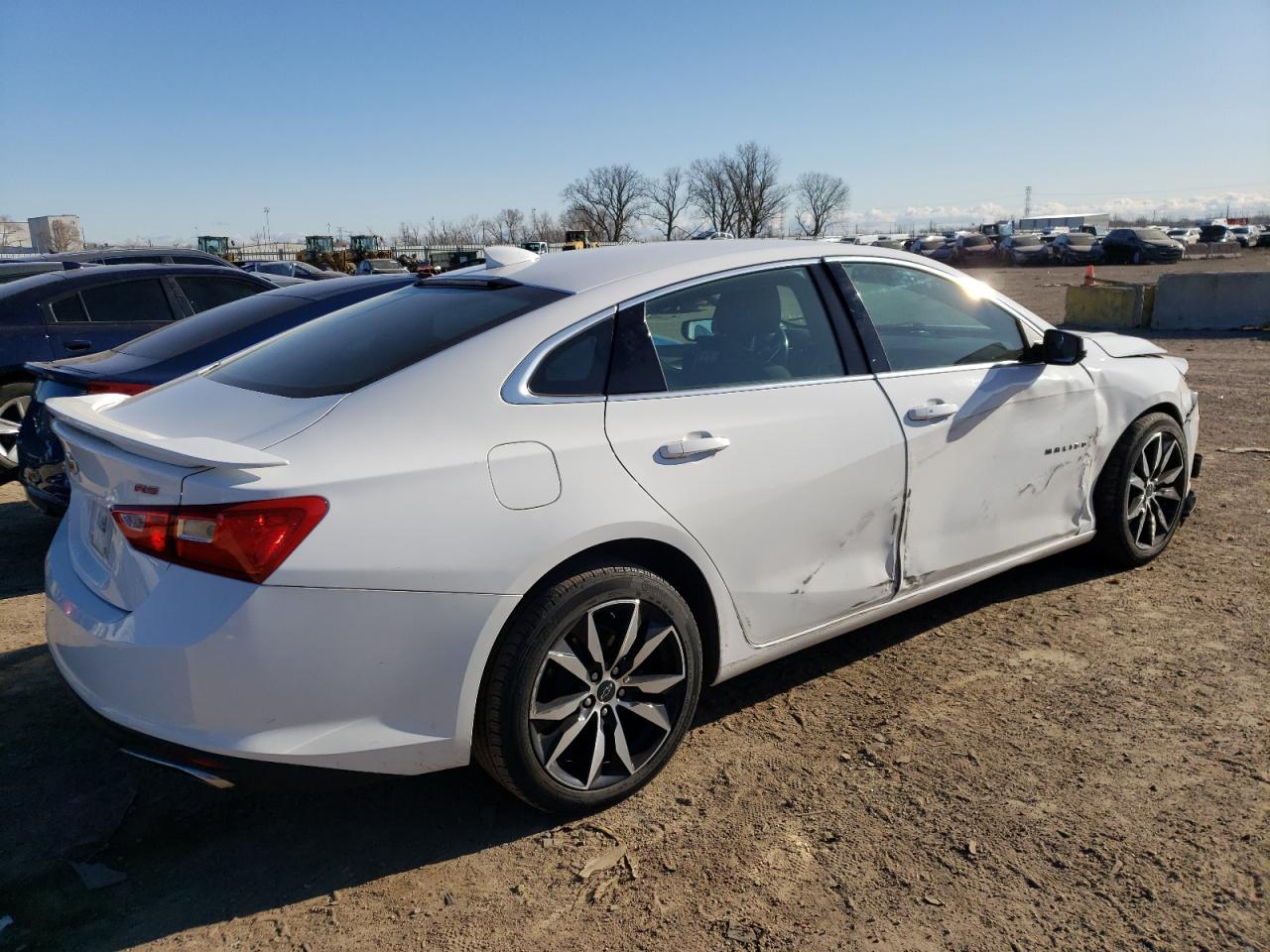 Photo 2 VIN: 1G1ZG5ST4LF120871 - CHEVROLET MALIBU 