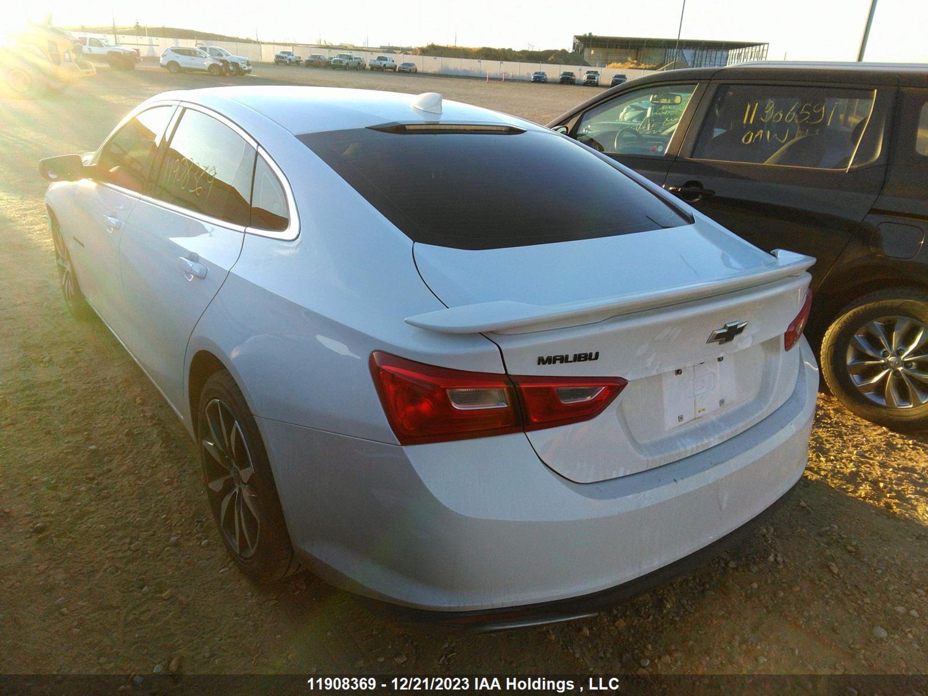 Photo 2 VIN: 1G1ZG5ST4MF008458 - CHEVROLET MALIBU 