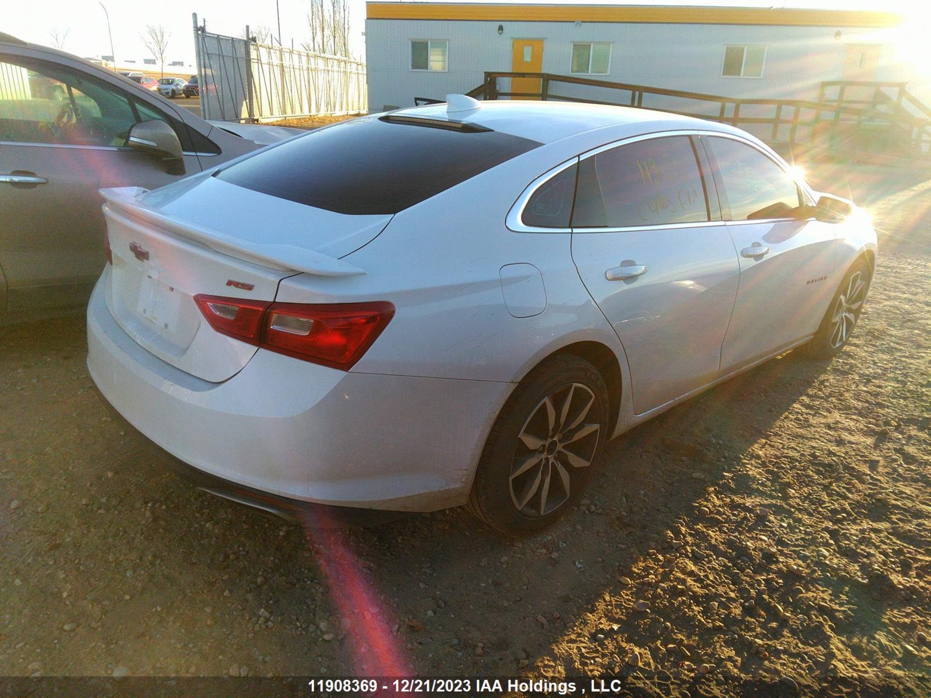 Photo 3 VIN: 1G1ZG5ST4MF008458 - CHEVROLET MALIBU 