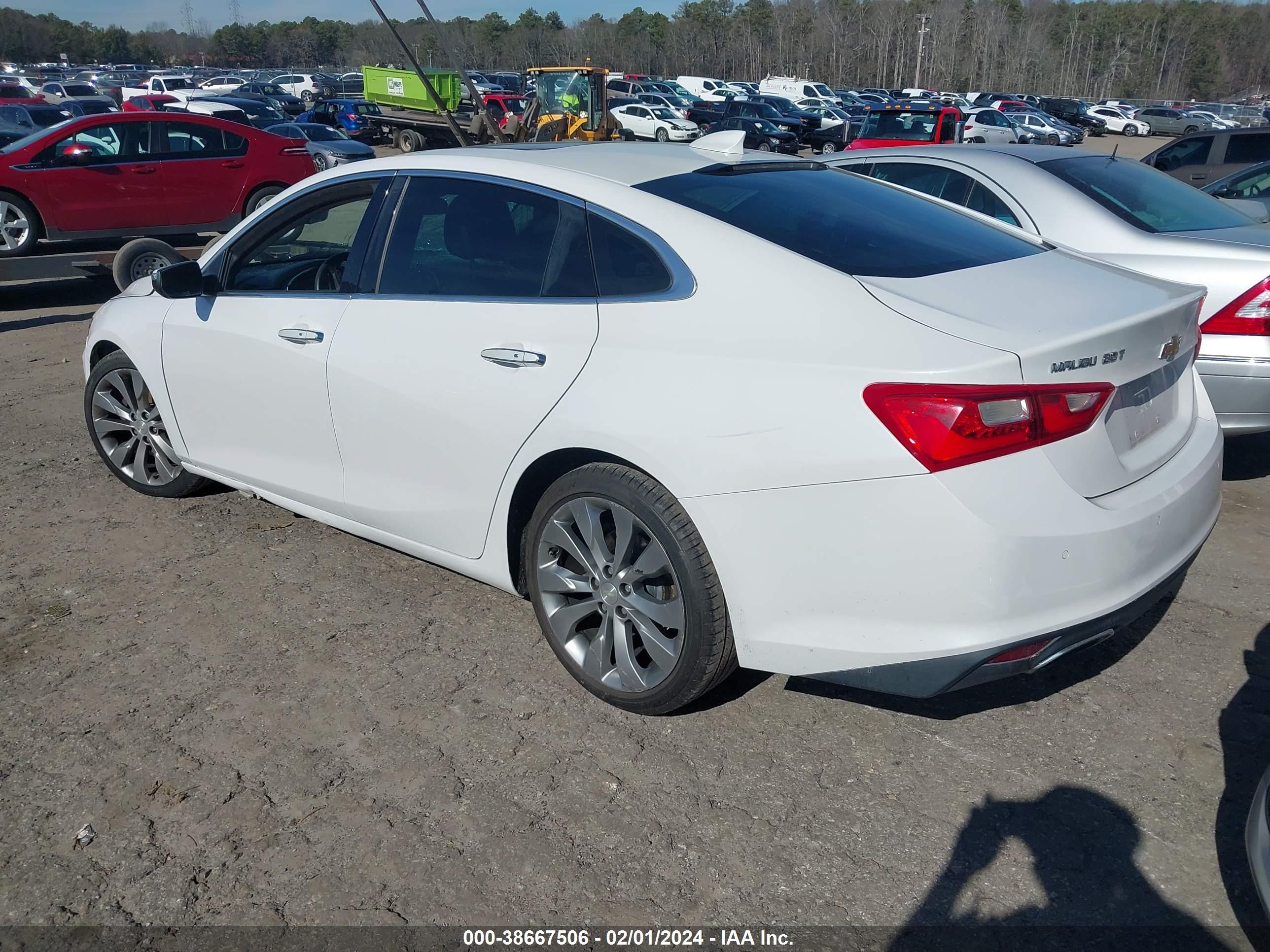 Photo 2 VIN: 1G1ZH5SX2HF146652 - CHEVROLET MALIBU 