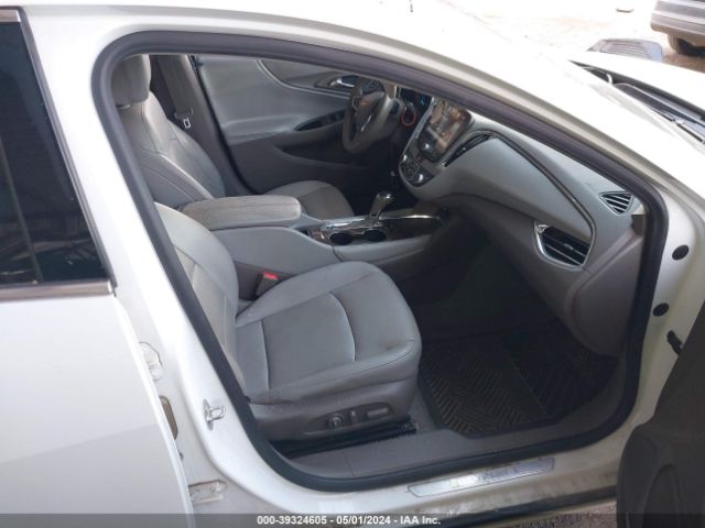 Photo 4 VIN: 1G1ZH5SX4HF153201 - CHEVROLET MALIBU 