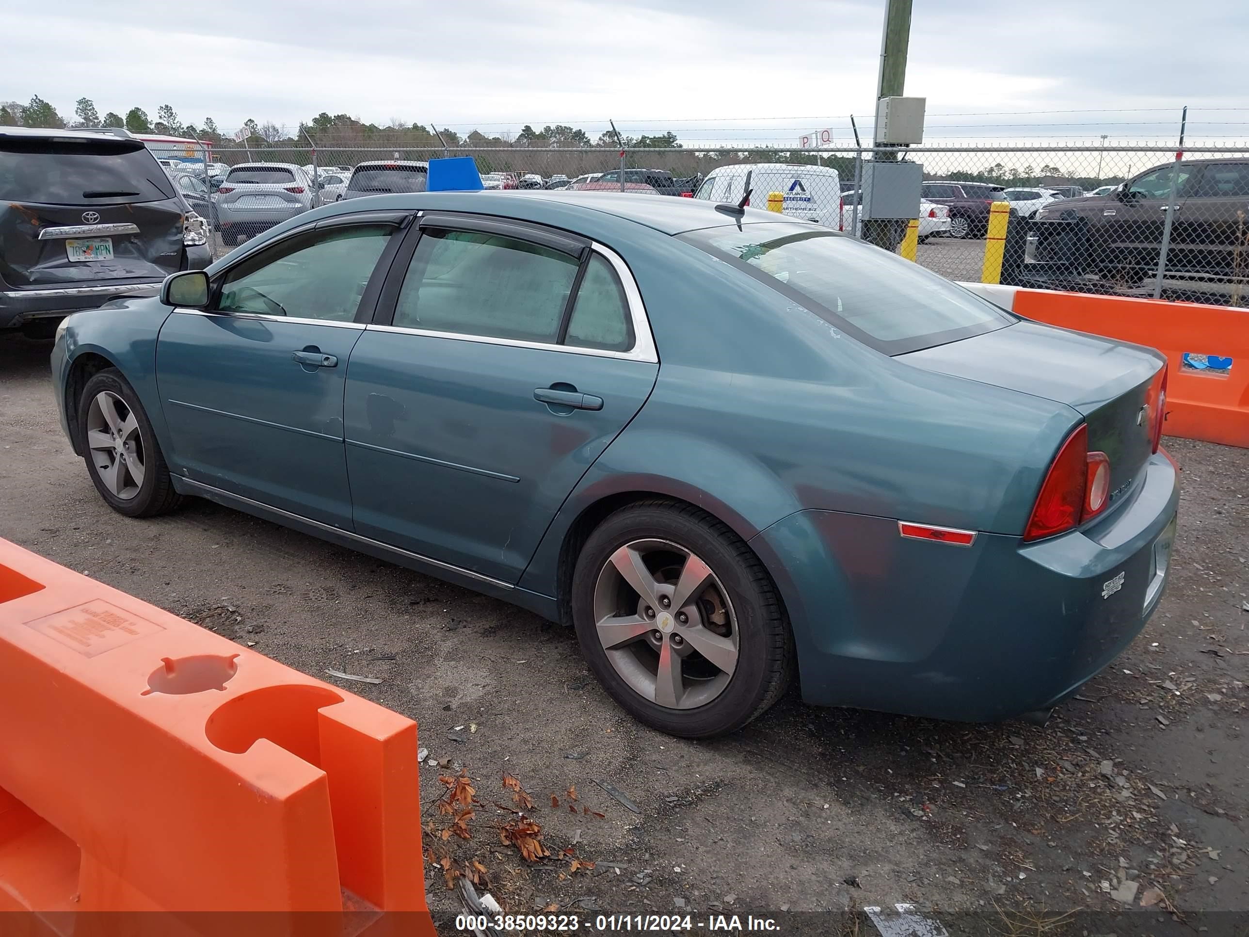 Photo 2 VIN: 1G1ZJ57B694220668 - CHEVROLET MALIBU 