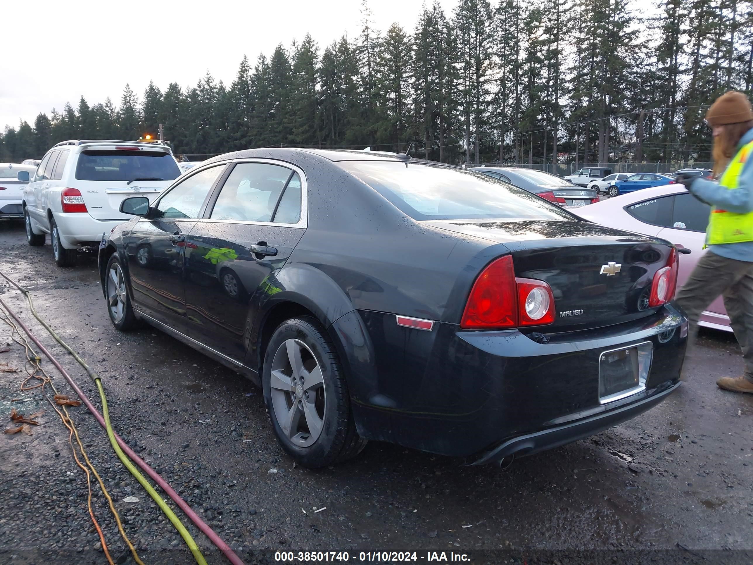 Photo 2 VIN: 1G1ZJ57B894180934 - CHEVROLET MALIBU 