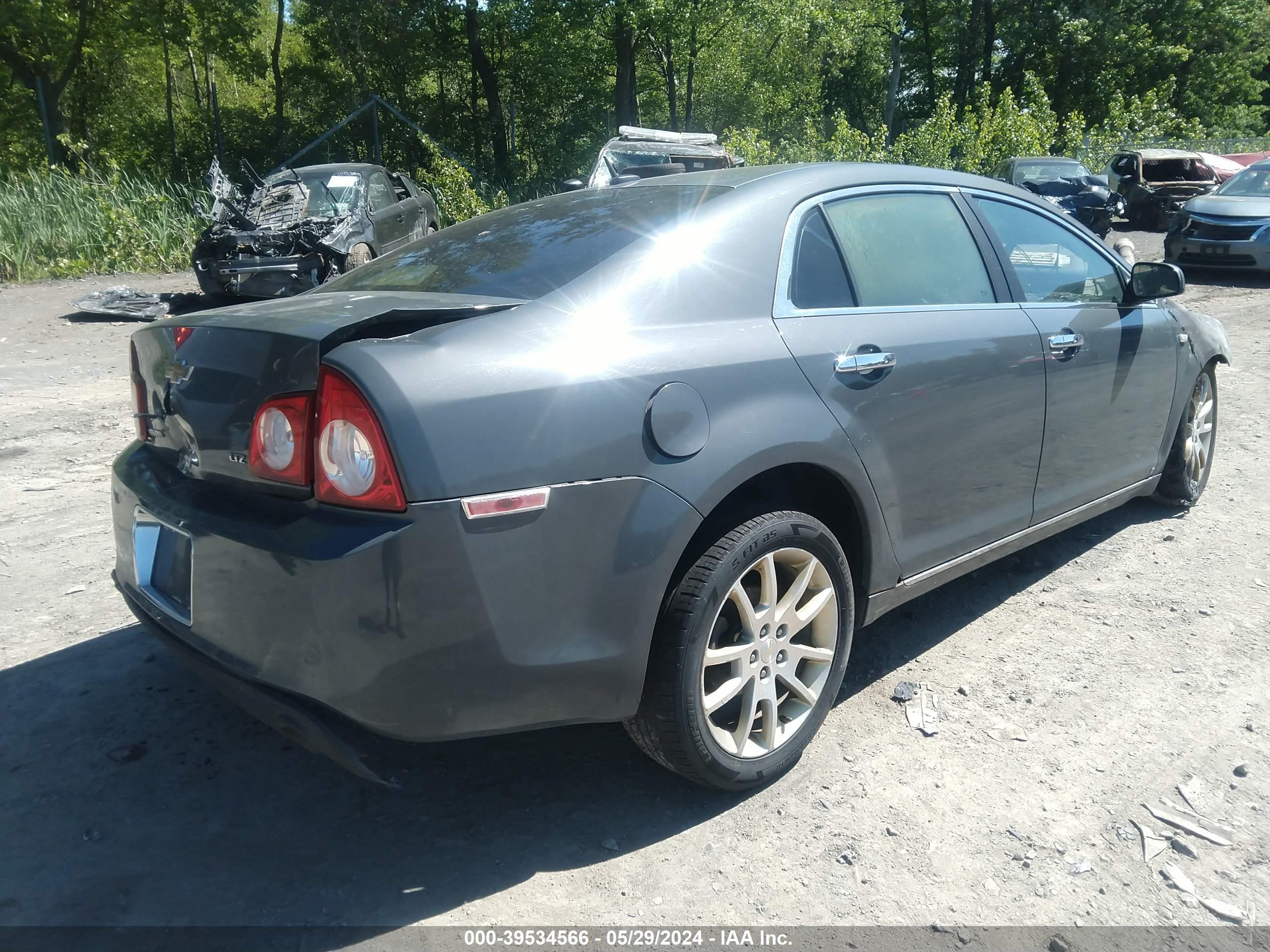 Photo 3 VIN: 1G1ZK577284253755 - CHEVROLET MALIBU 