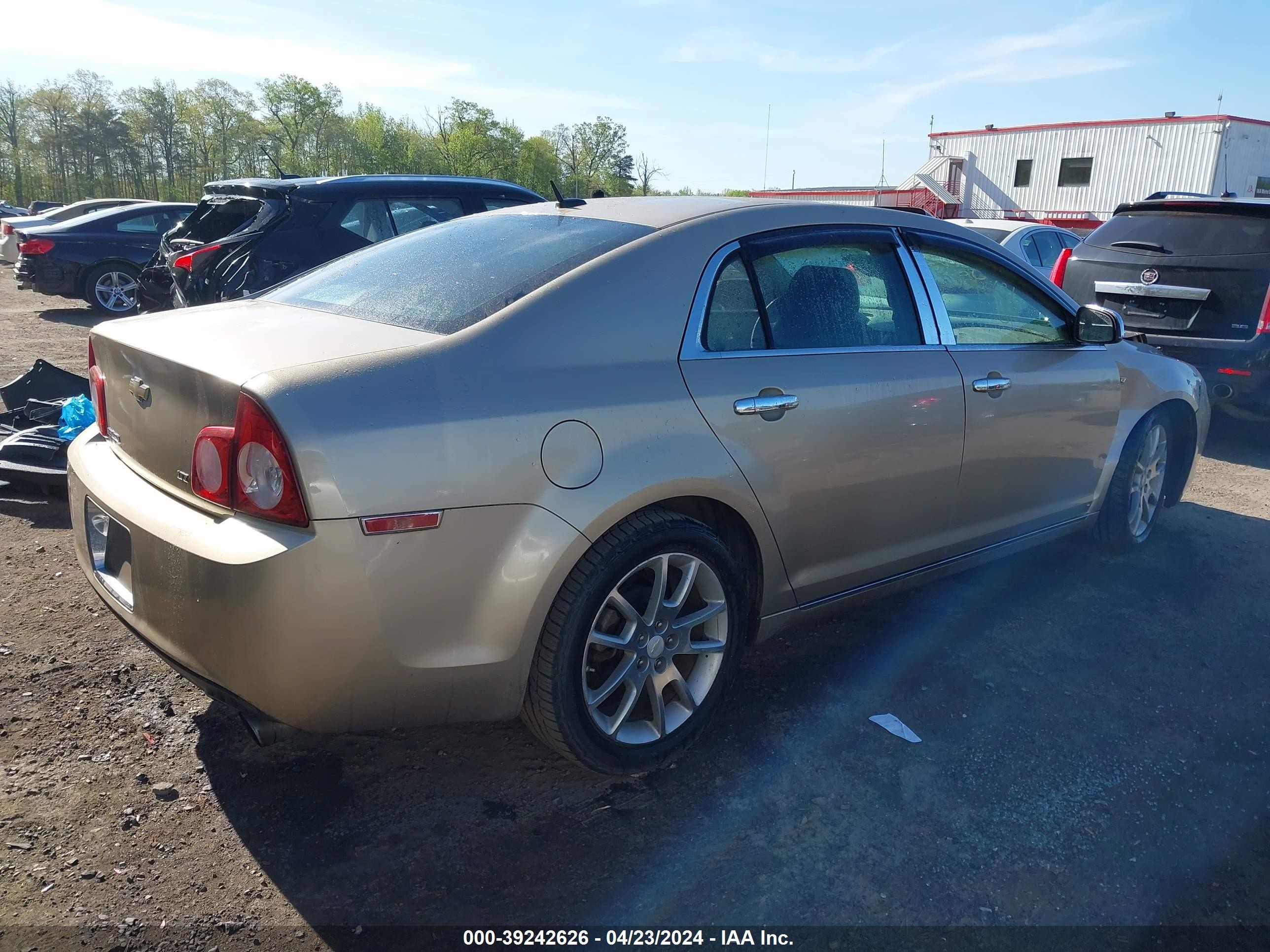 Photo 3 VIN: 1G1ZK57728F157290 - CHEVROLET MALIBU 