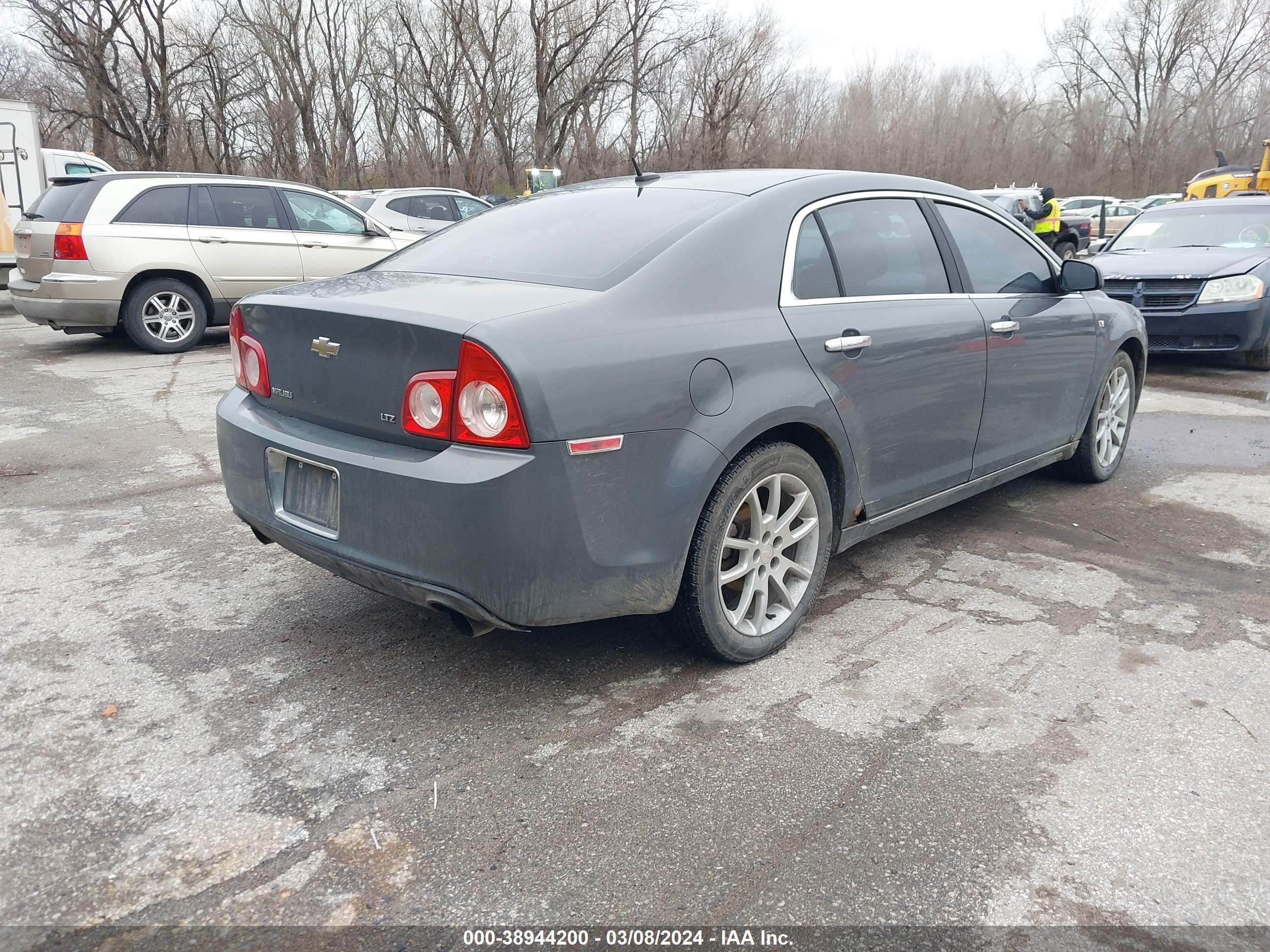 Photo 3 VIN: 1G1ZK57798F221938 - CHEVROLET MALIBU 