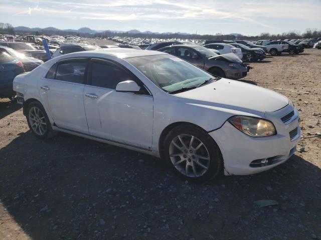 Photo 3 VIN: 1G1ZK577X9F174372 - CHEVROLET MALIBU 