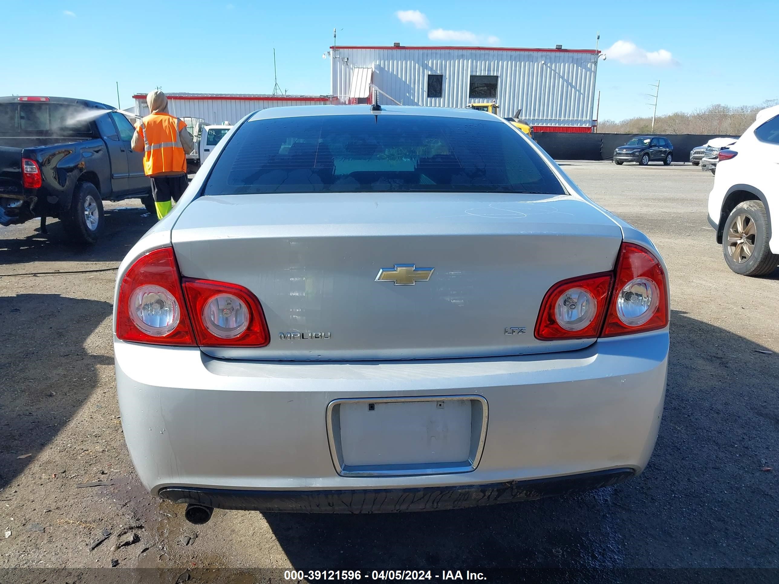 Photo 15 VIN: 1G1ZK57B09F176992 - CHEVROLET MALIBU 