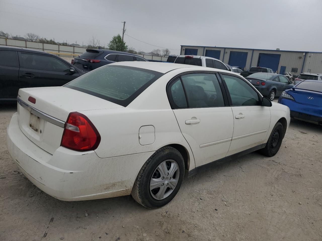 Photo 2 VIN: 1G1ZS52F74F156824 - CHEVROLET MALIBU 