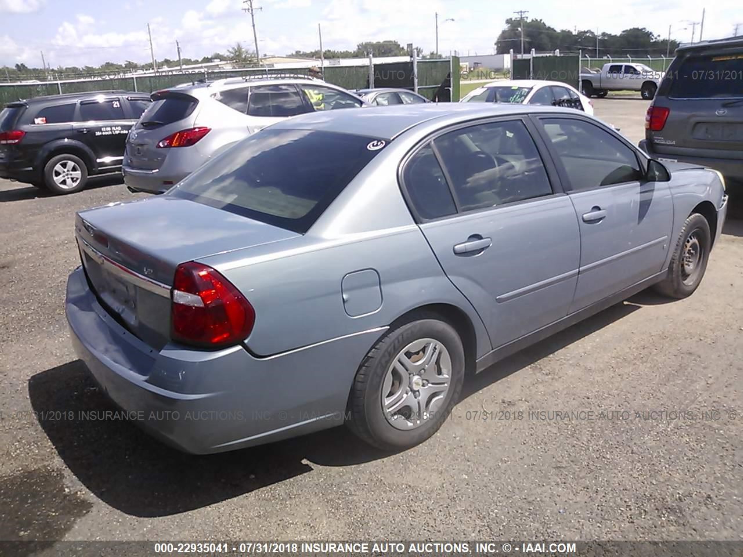 Photo 3 VIN: 1G1ZS57F47F308944 - CHEVROLET MALIBU 