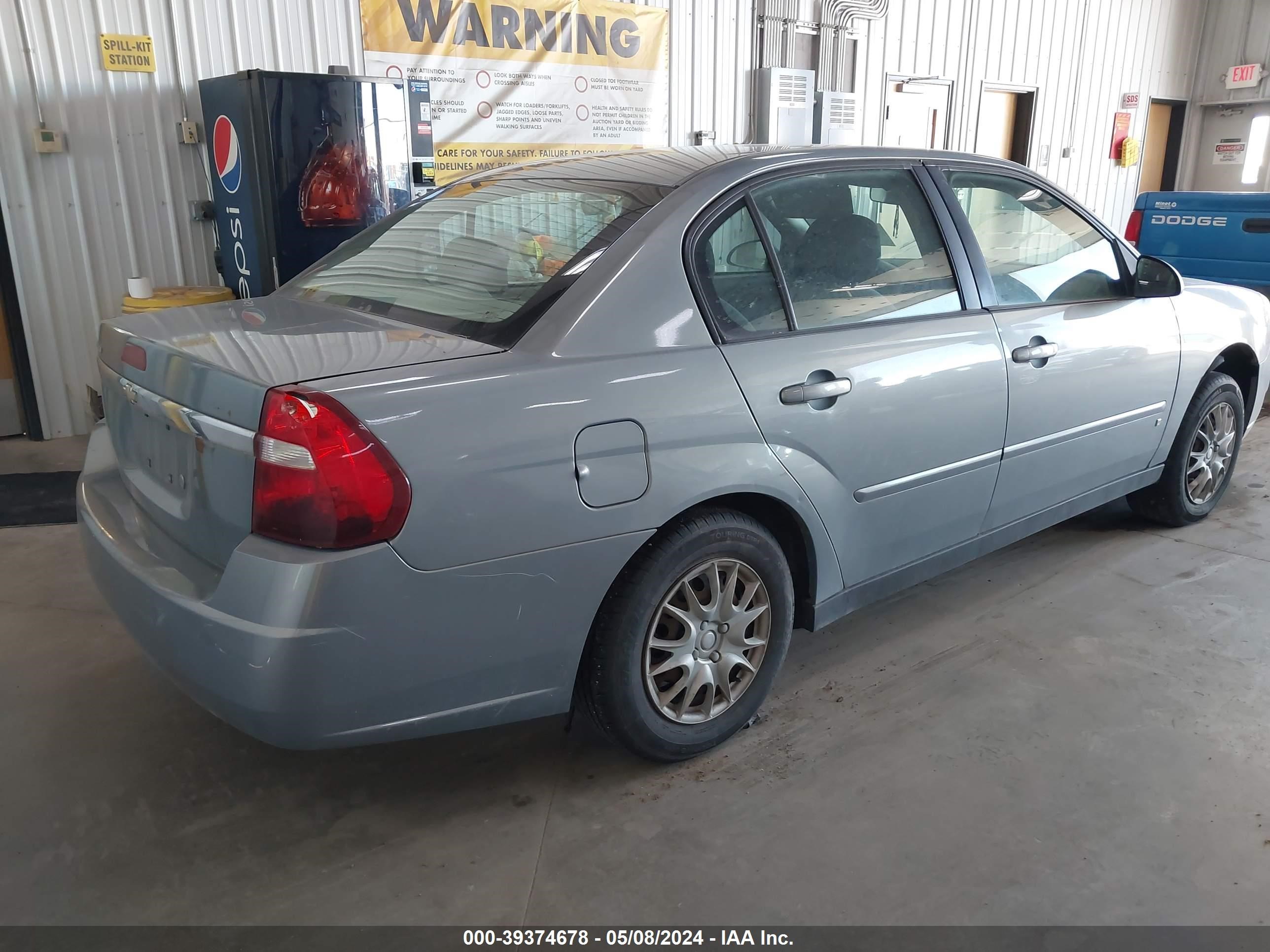 Photo 3 VIN: 1G1ZS57F57F294021 - CHEVROLET MALIBU 