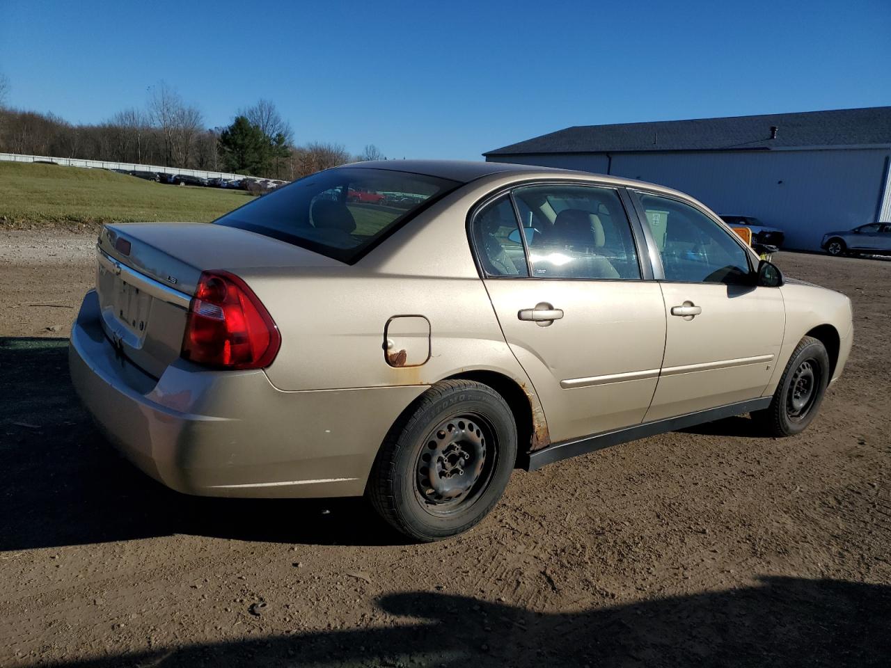 Photo 2 VIN: 1G1ZS58FX7F104874 - CHEVROLET MALIBU 