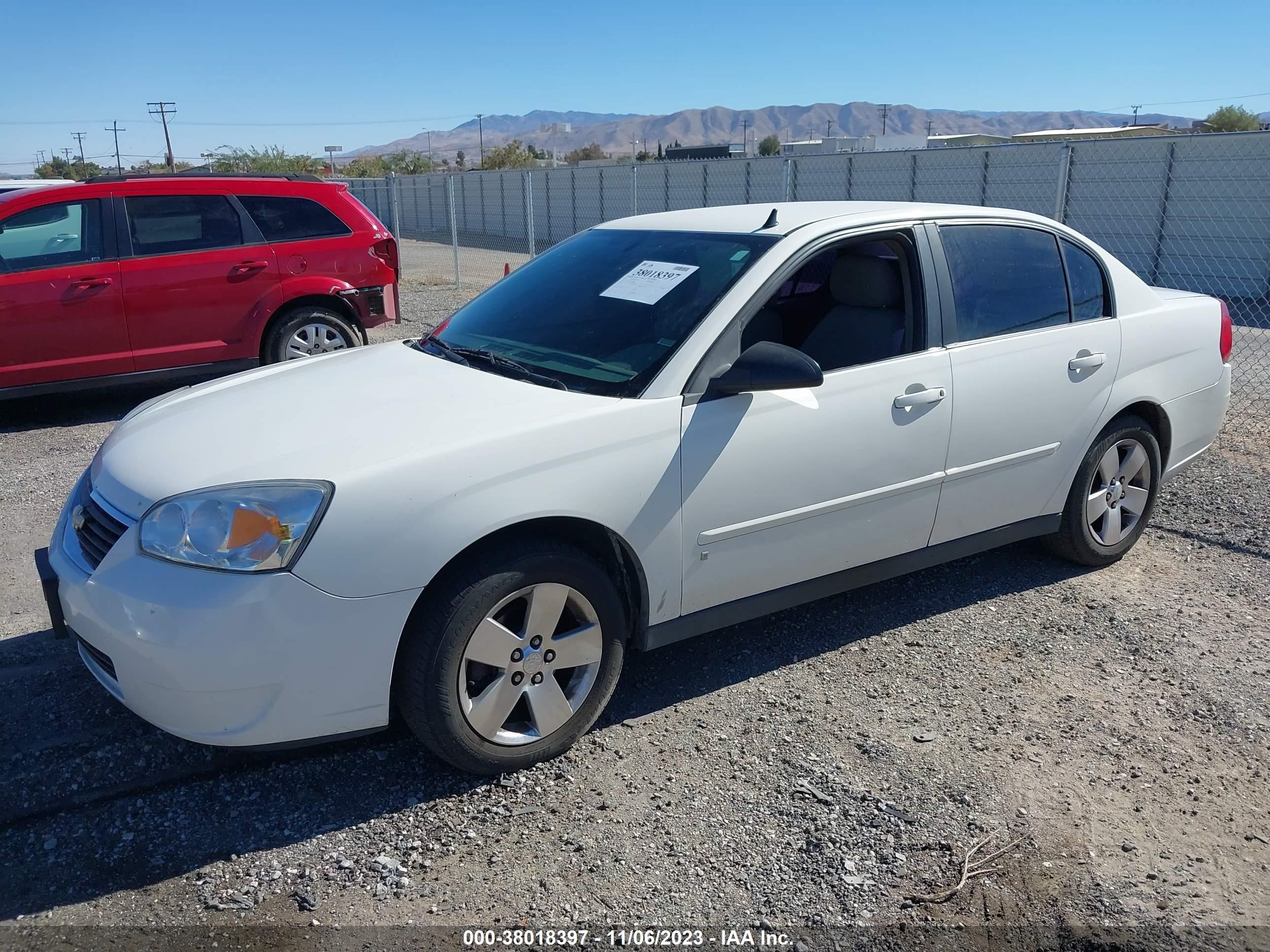 Photo 1 VIN: 1G1ZS58FX7F182068 - CHEVROLET MALIBU 