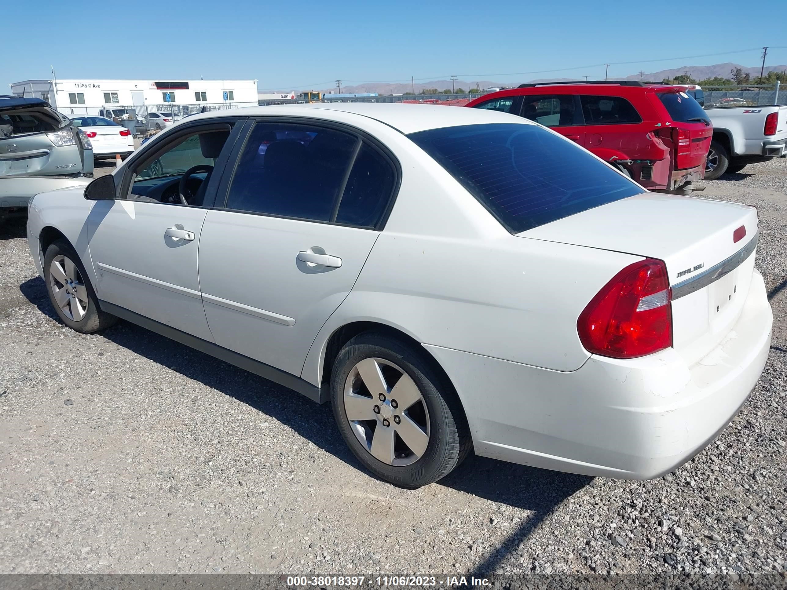 Photo 2 VIN: 1G1ZS58FX7F182068 - CHEVROLET MALIBU 