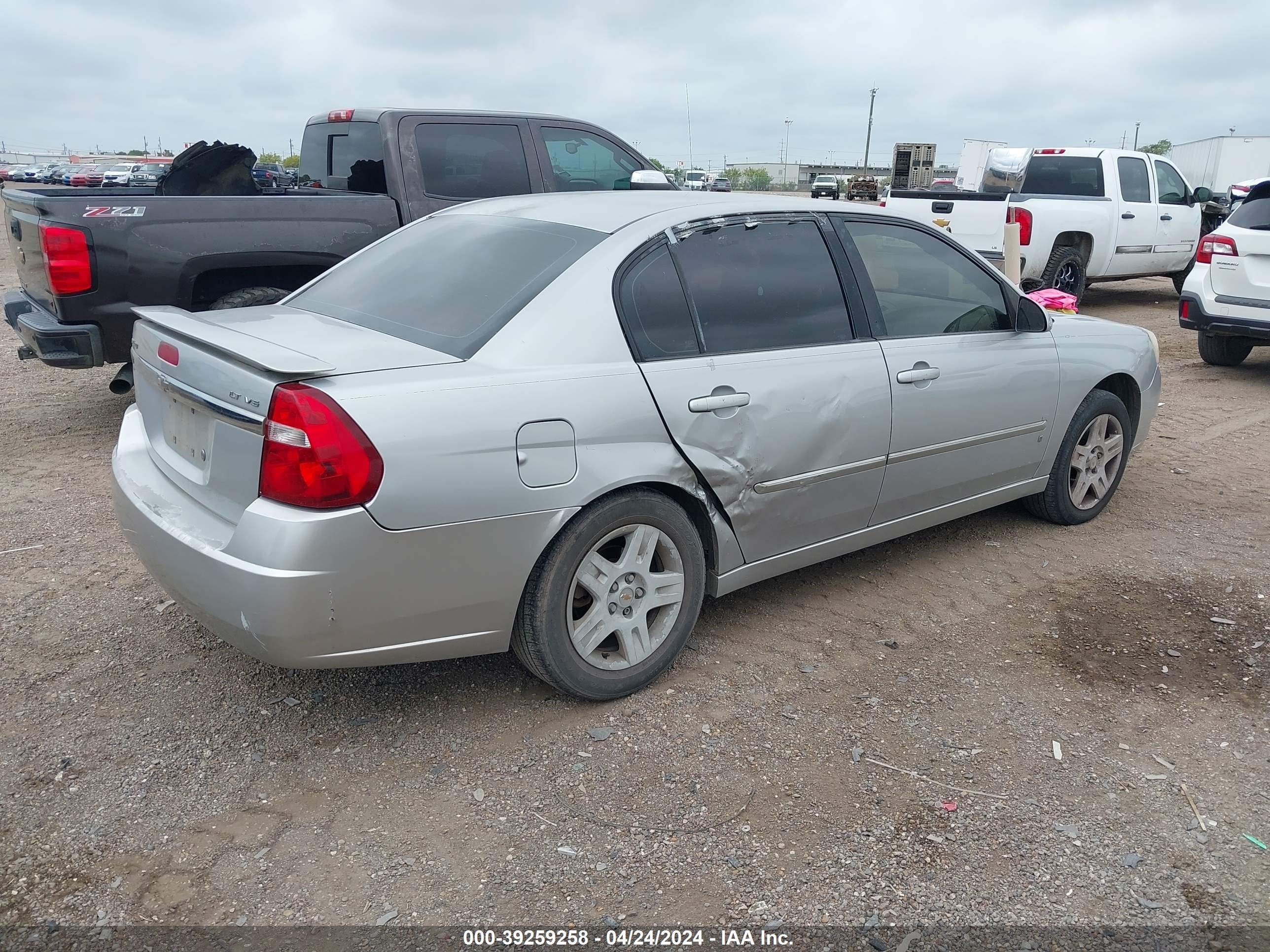 Photo 3 VIN: 1G1ZT51896F189875 - CHEVROLET MALIBU 