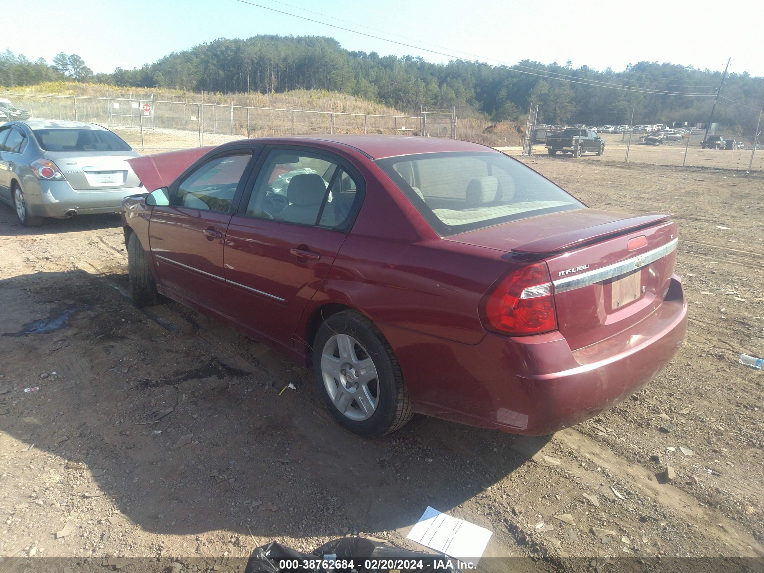 Photo 2 VIN: 1G1ZT51F86F143095 - CHEVROLET MALIBU 