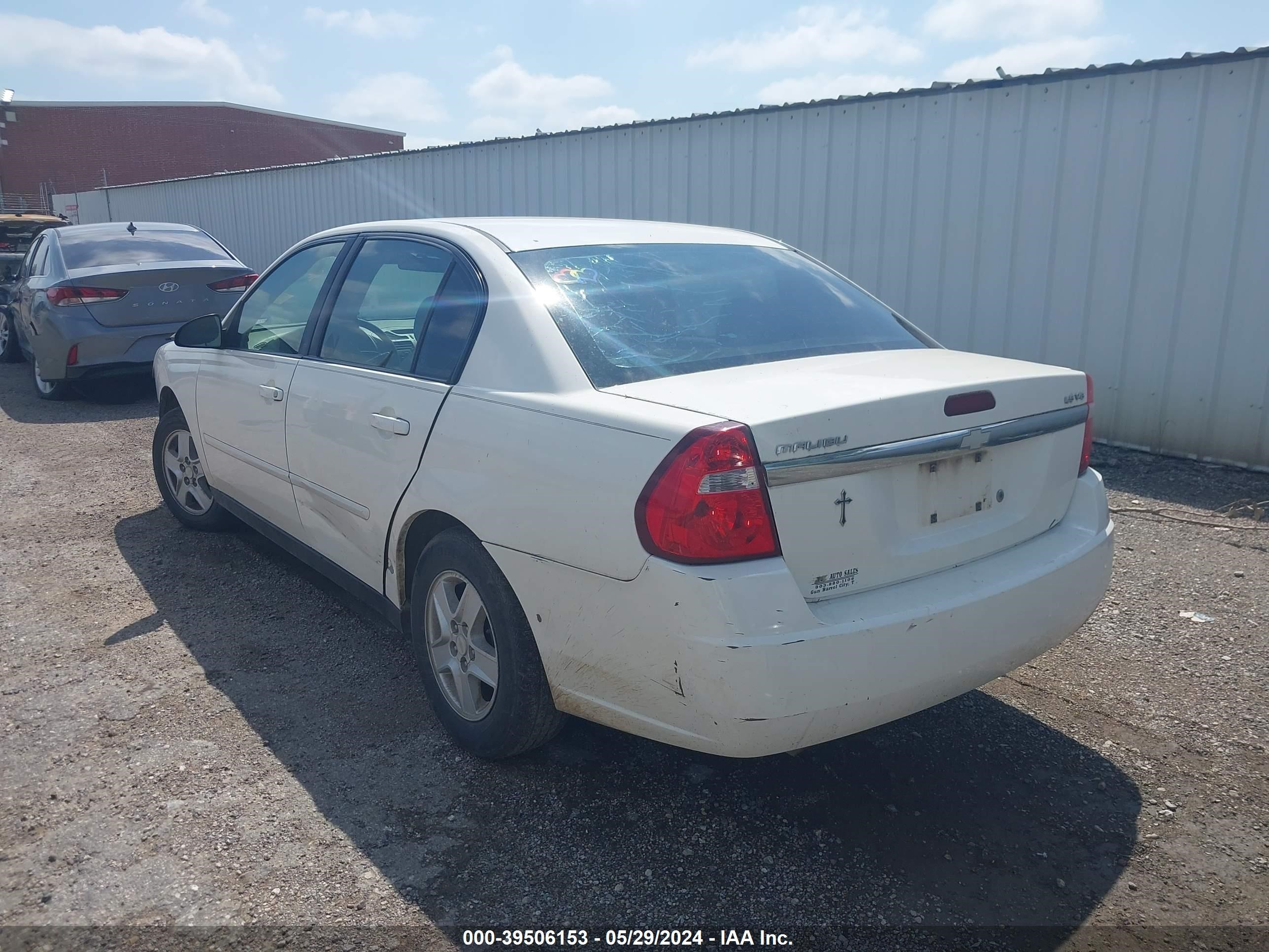 Photo 2 VIN: 1G1ZT52834F215740 - CHEVROLET MALIBU 