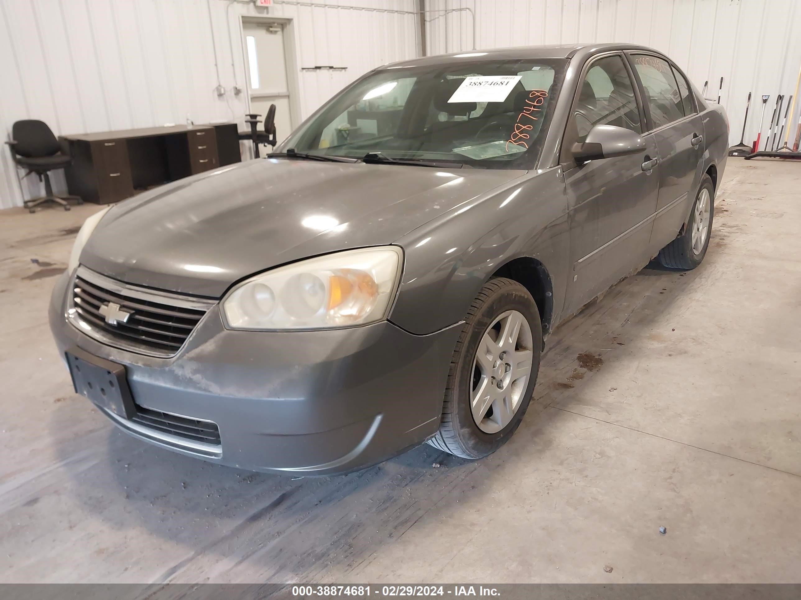 Photo 1 VIN: 1G1ZT53846F125675 - CHEVROLET MALIBU 