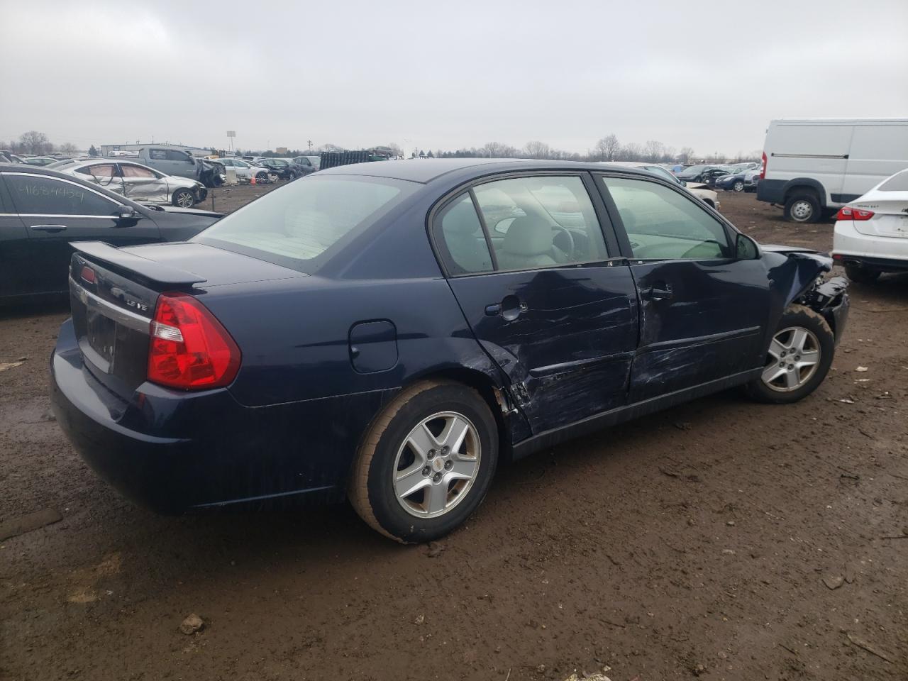 Photo 2 VIN: 1G1ZT54824F194263 - CHEVROLET MALIBU 