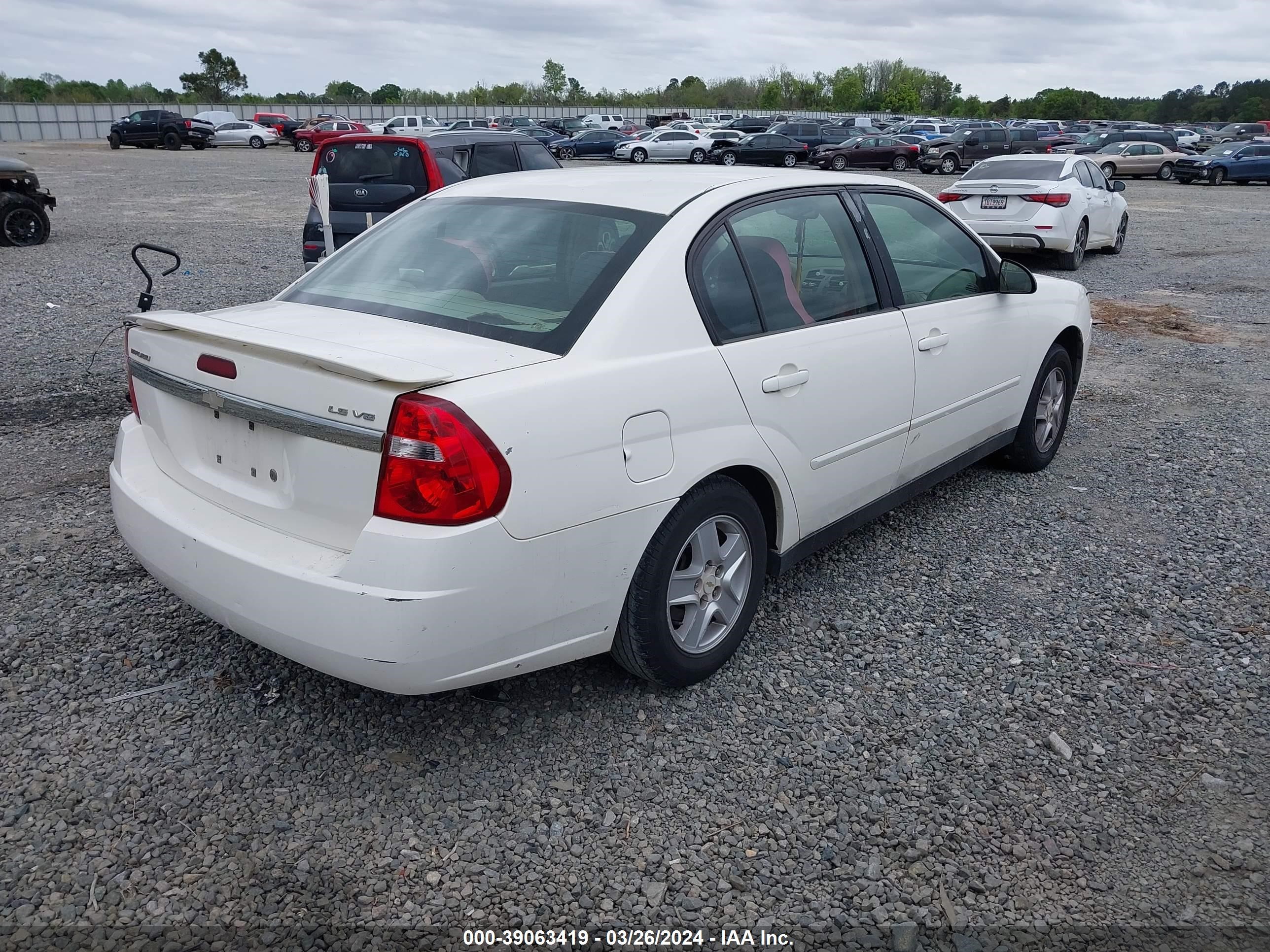 Photo 3 VIN: 1G1ZT54865F154950 - CHEVROLET MALIBU 