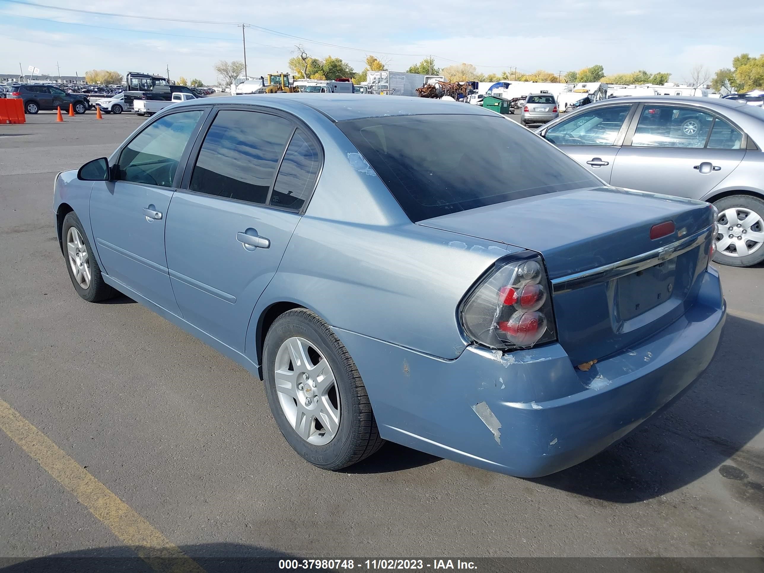 Photo 2 VIN: 1G1ZT58F77F234060 - CHEVROLET MALIBU 